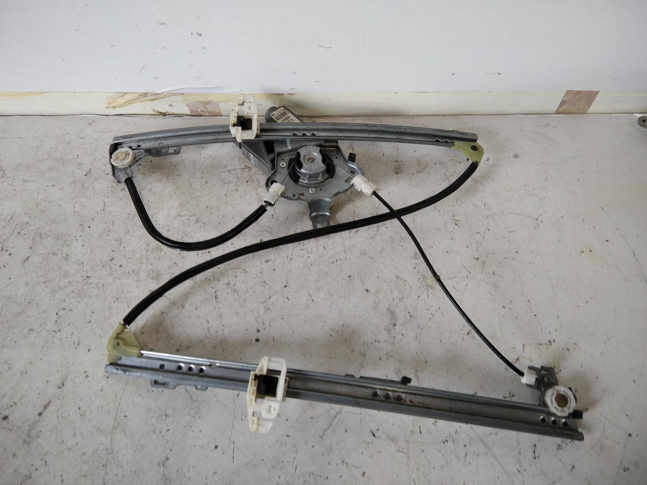 Alzacristallo elettr. porta ant. sx.