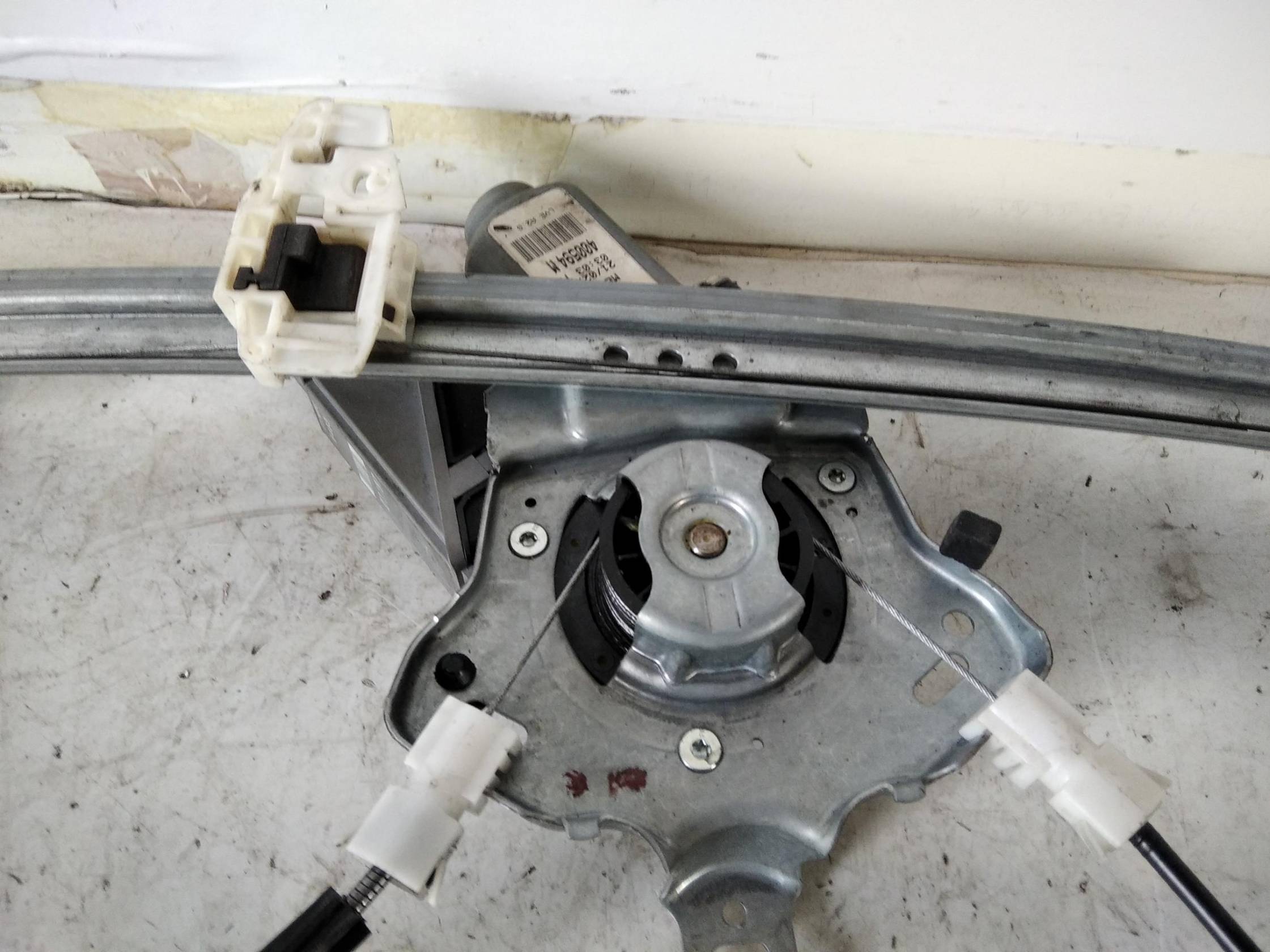 Alzacristallo elettr. porta ant. sx.