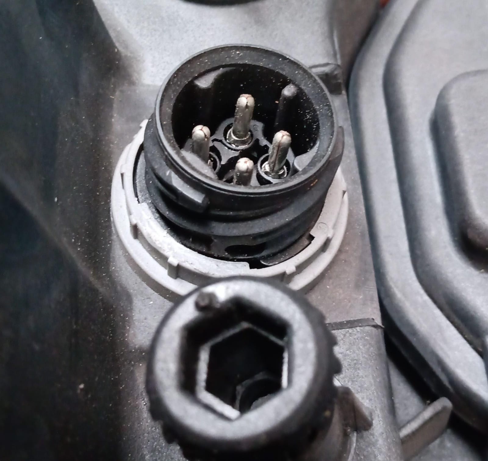 Fanale anteriore destro