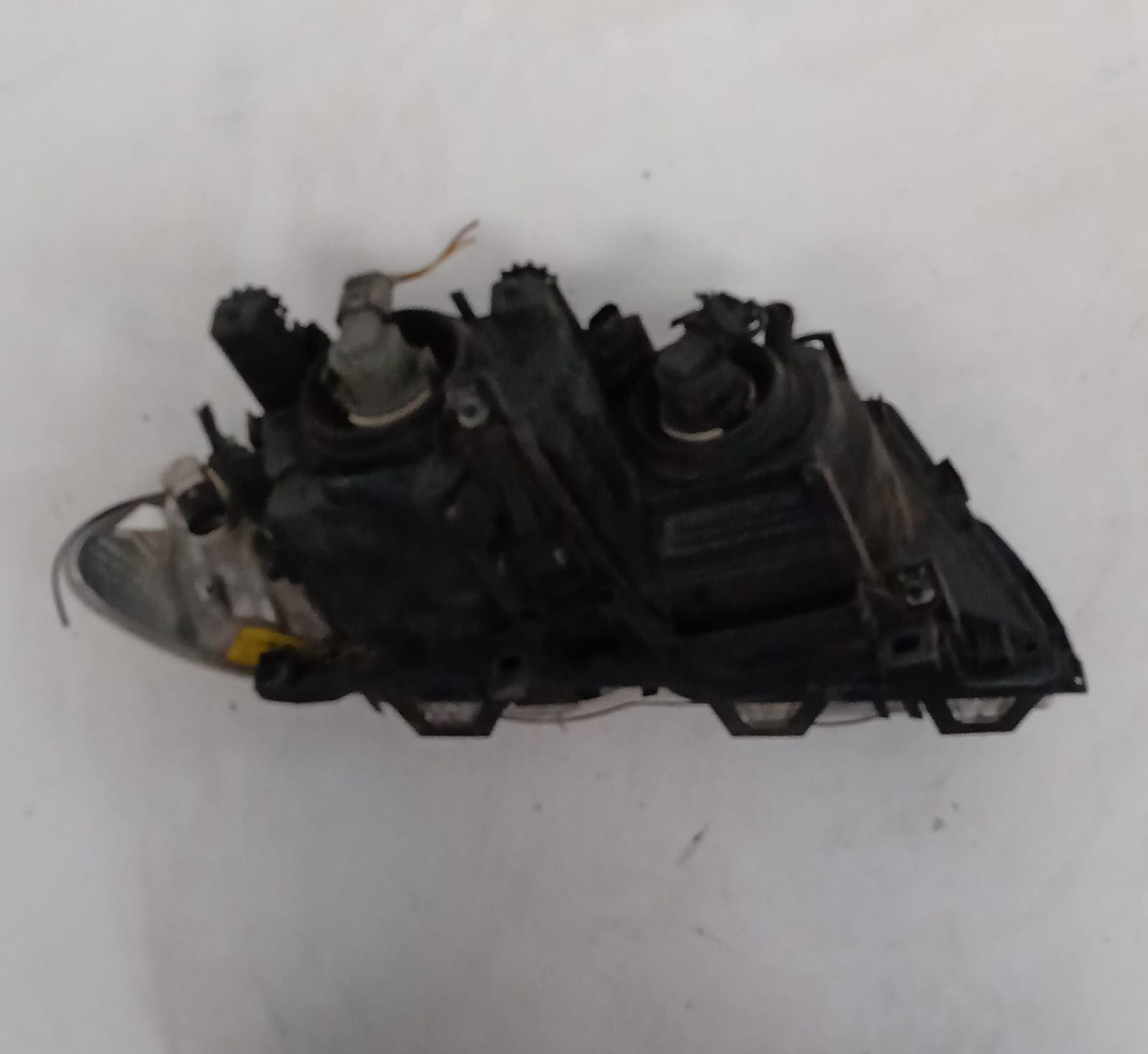 Fanale anteriore sinistro