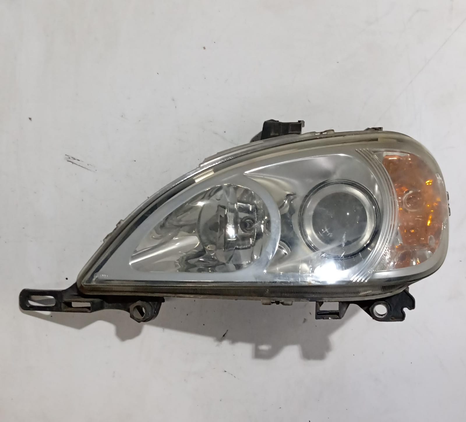 Fanale anteriore sinistro