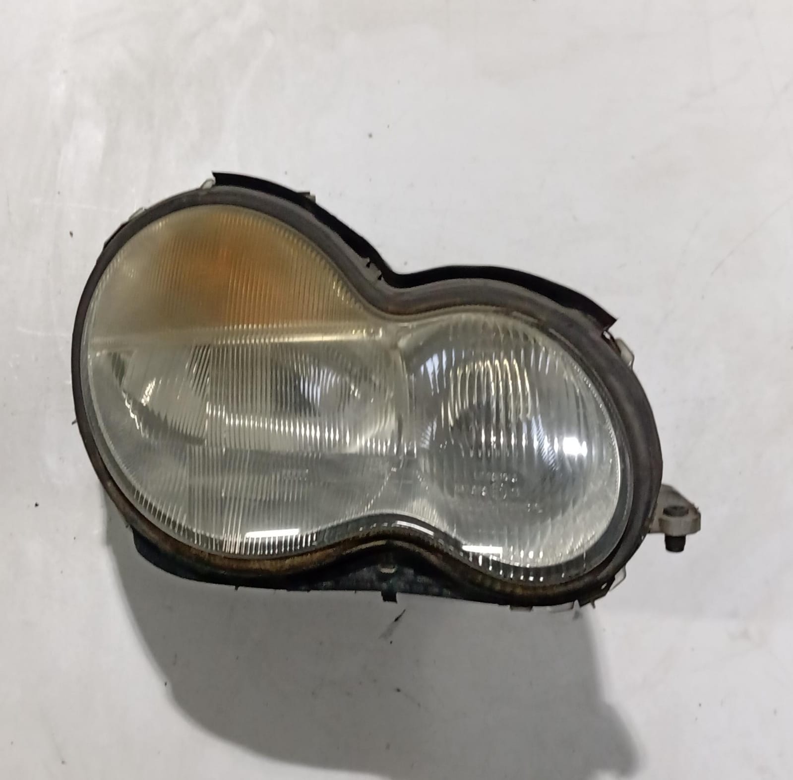 Fanale anteriore destro