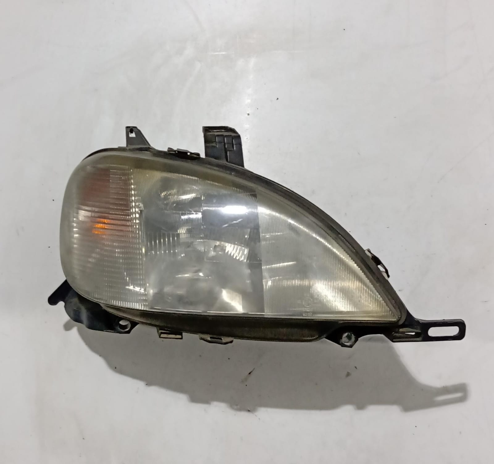 Fanale anteriore destro