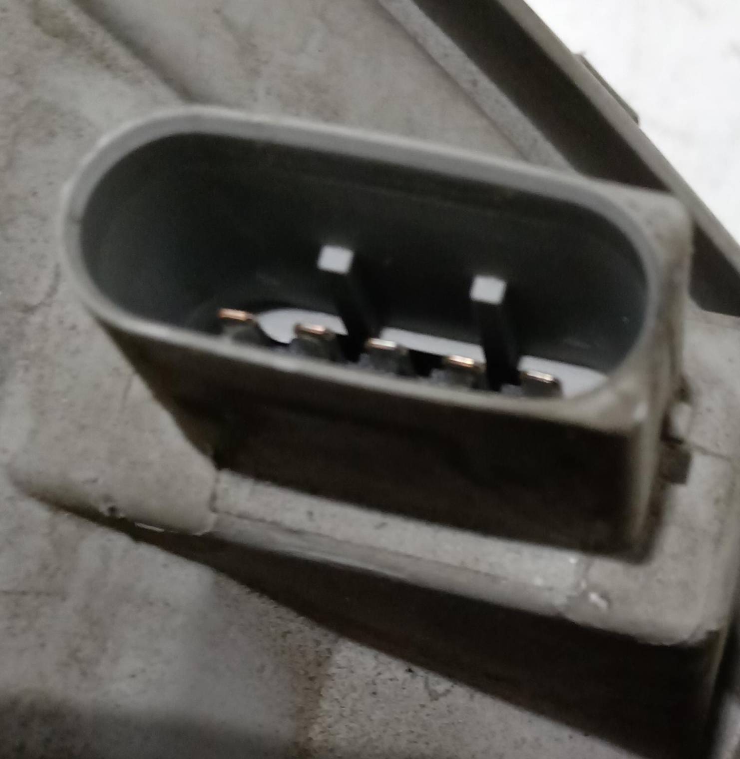 Fanale anteriore sinistro