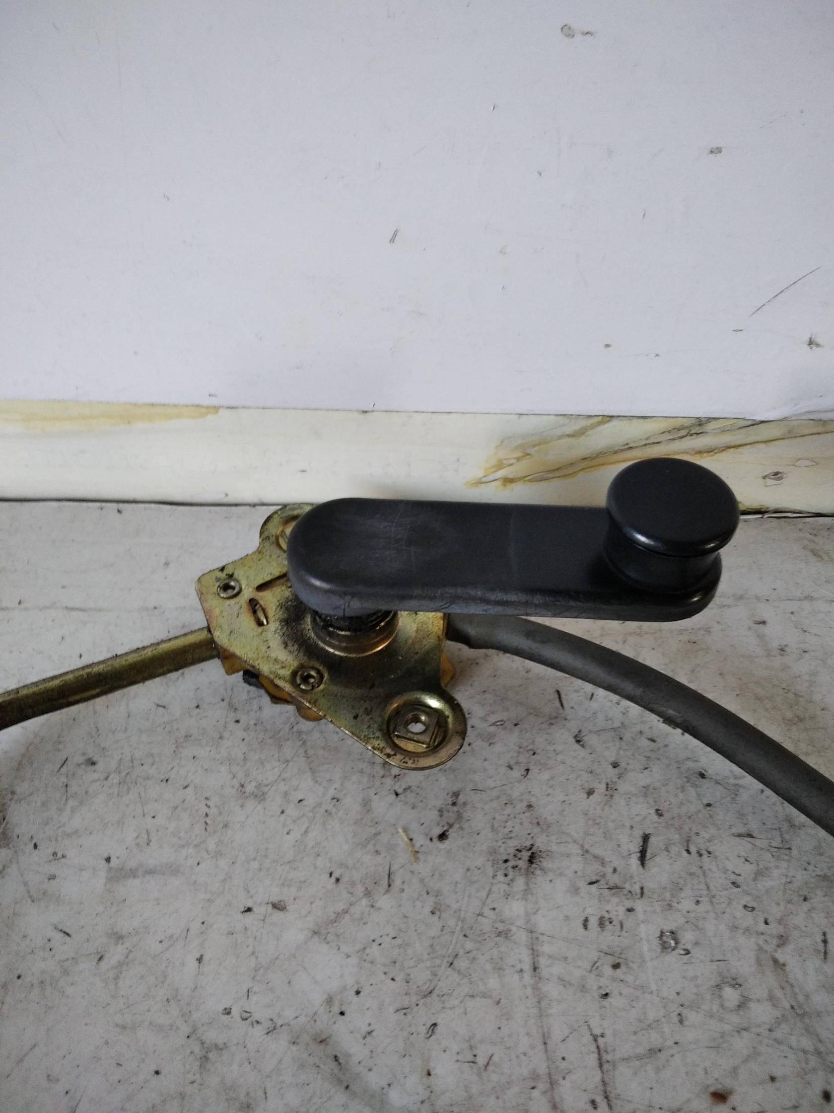 Alzacristallo porta ant. sx.