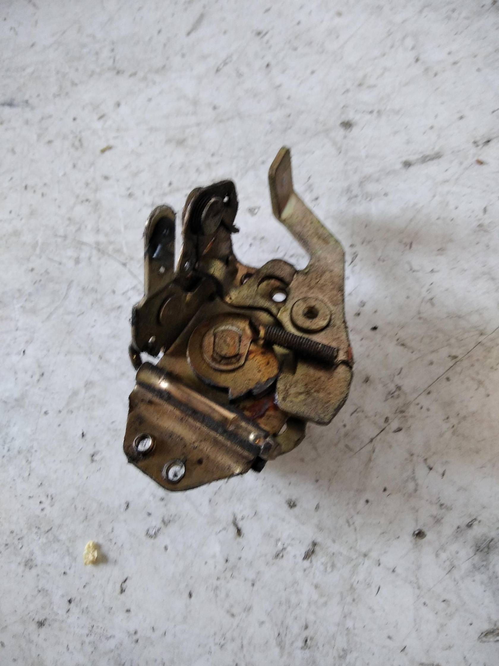 Serratura porta ant. sx.