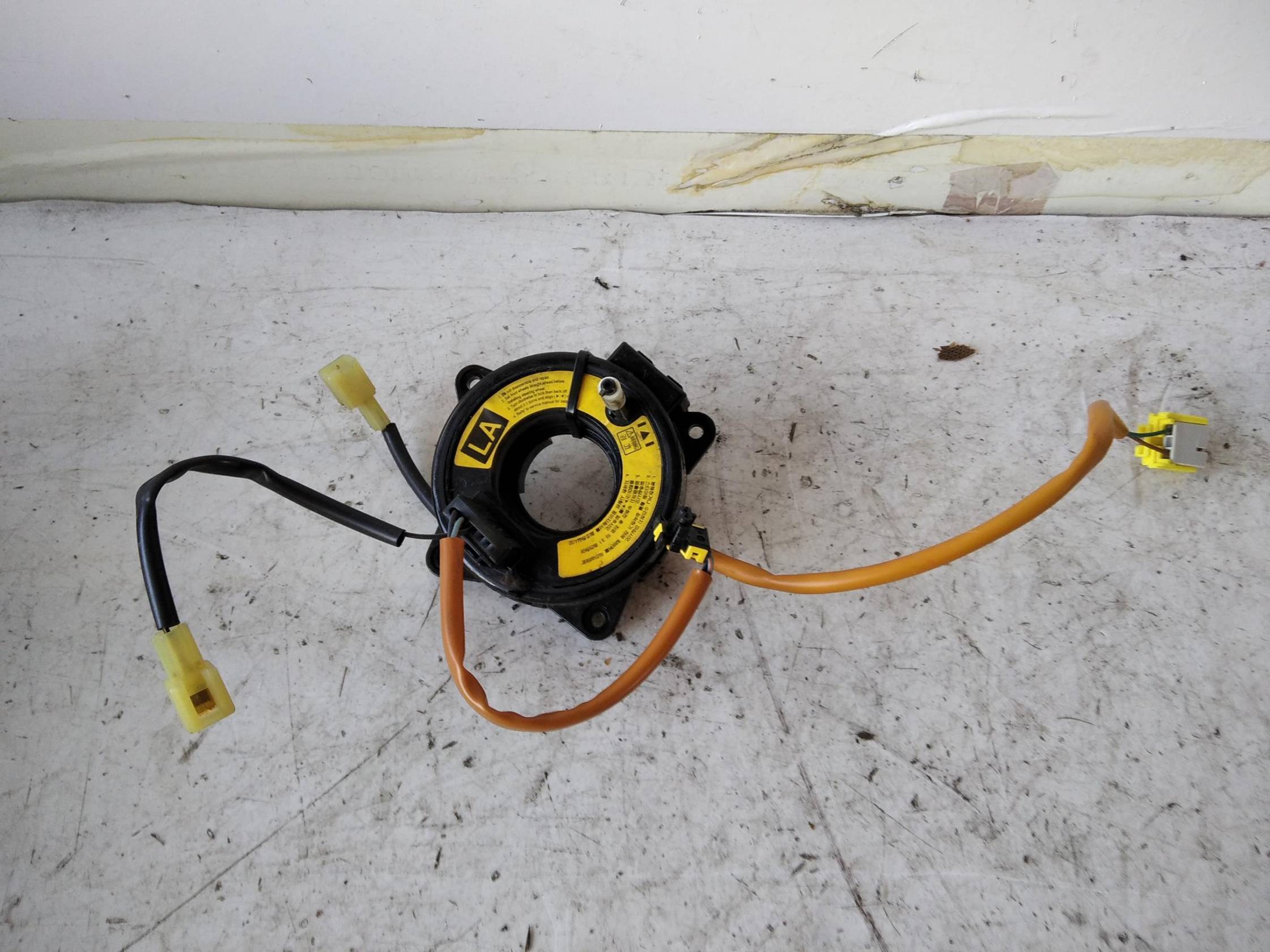 Contatto spiraliforme airbag