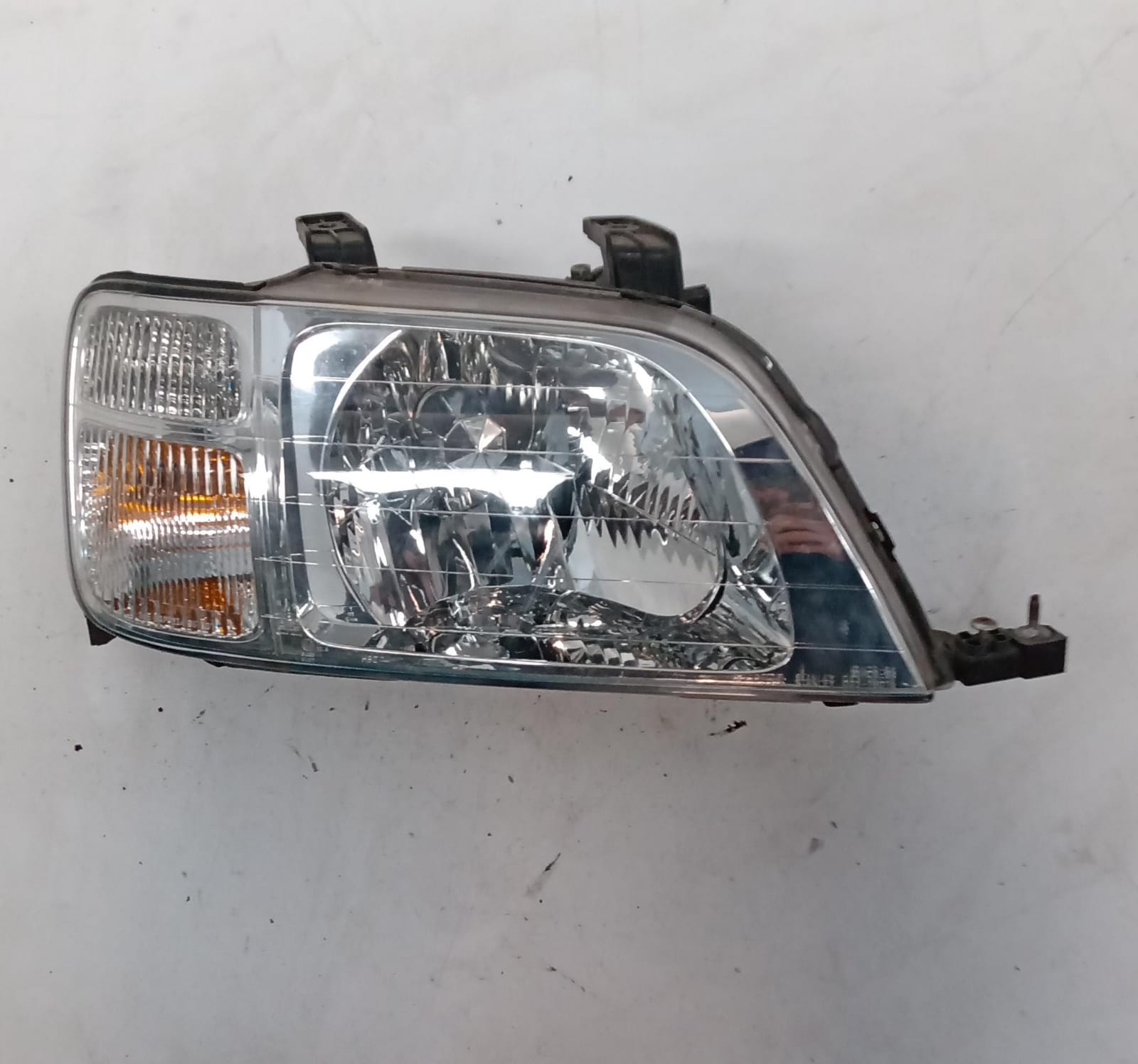 Fanale anteriore destro