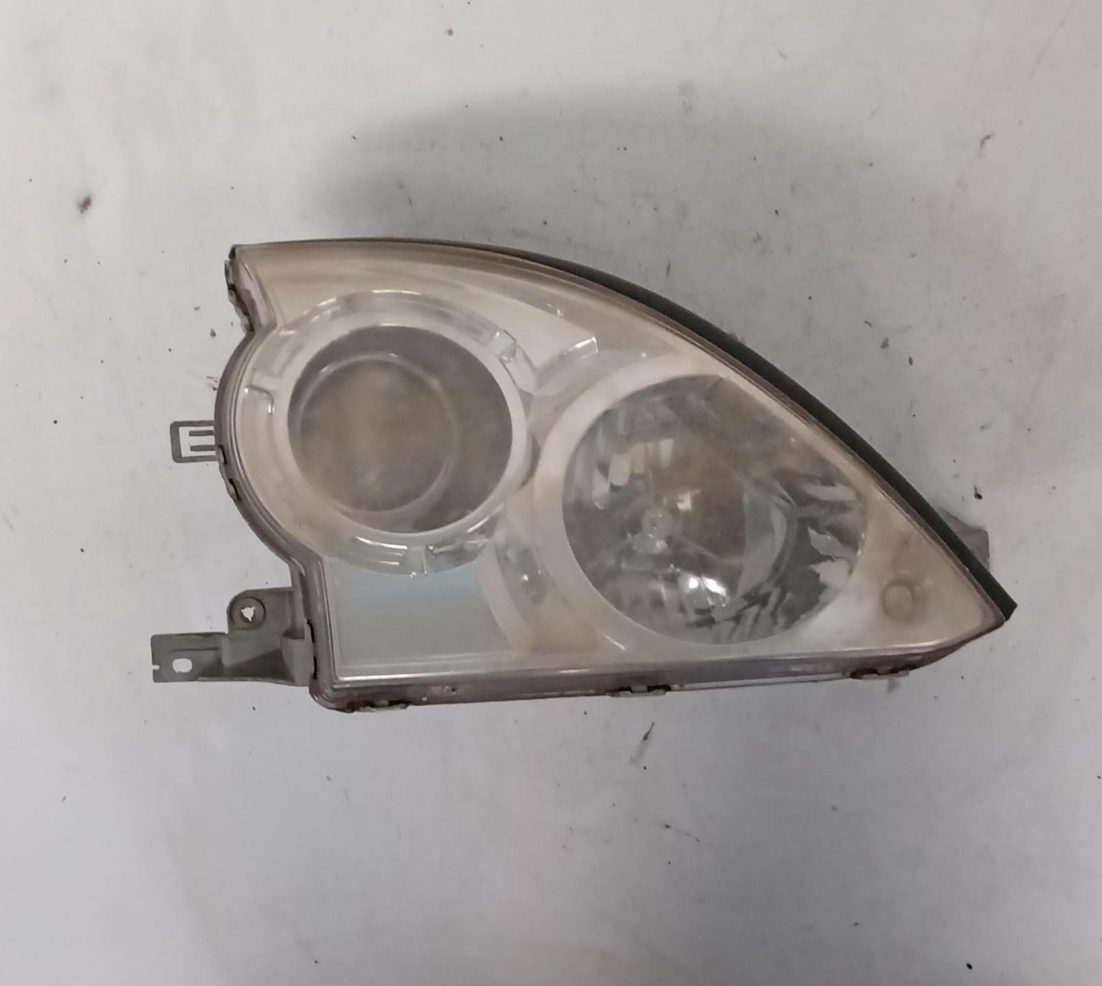 Fanale anteriore destro