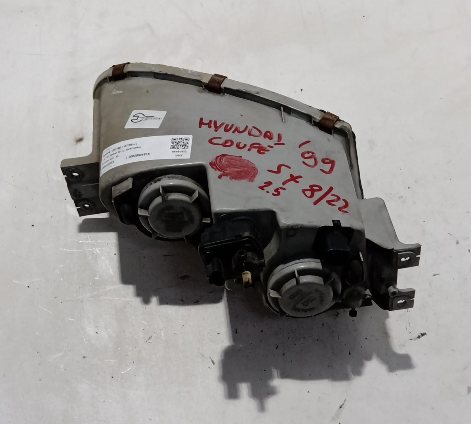 Fanale anteriore sinistro