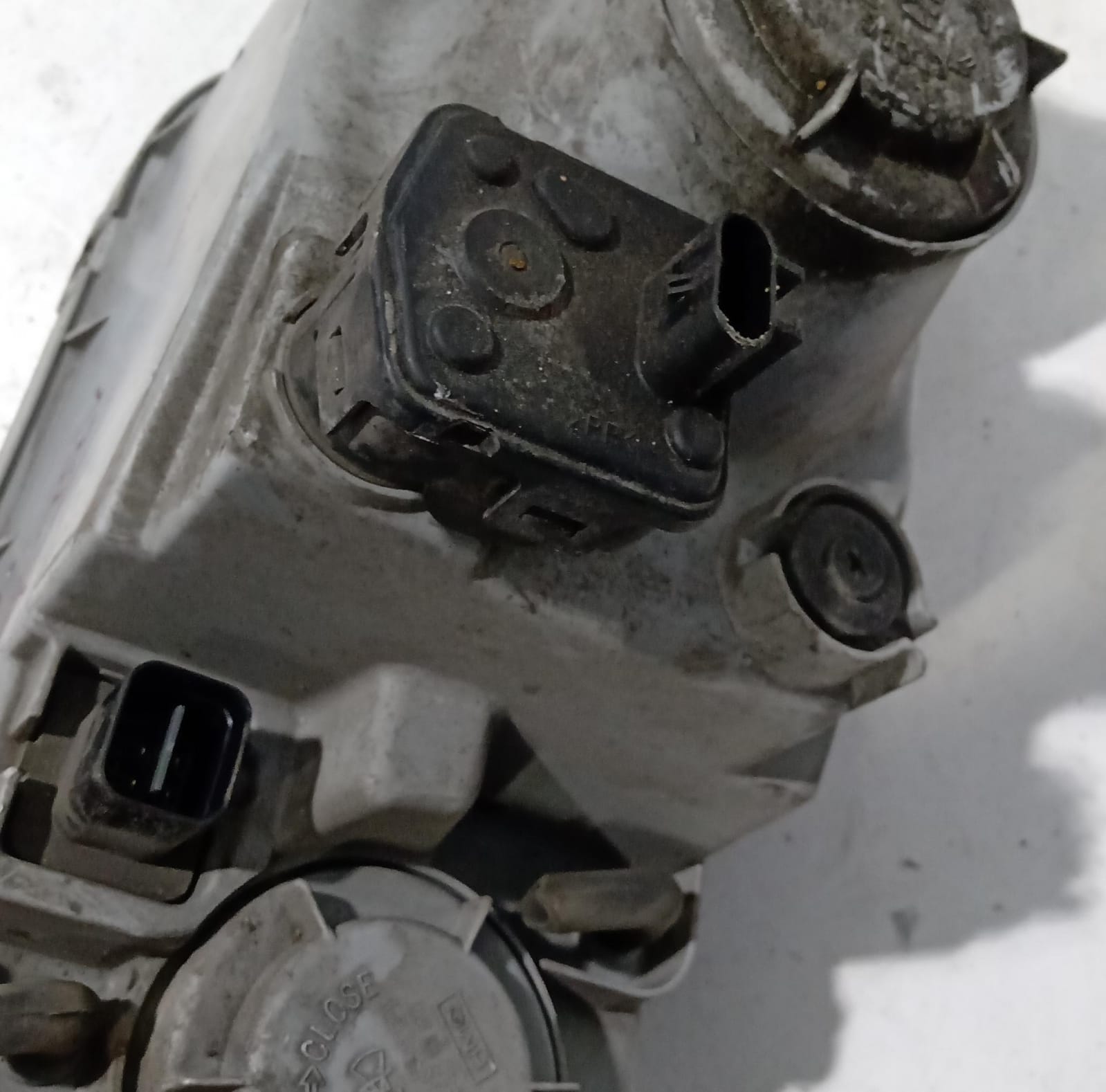 Fanale anteriore sinistro