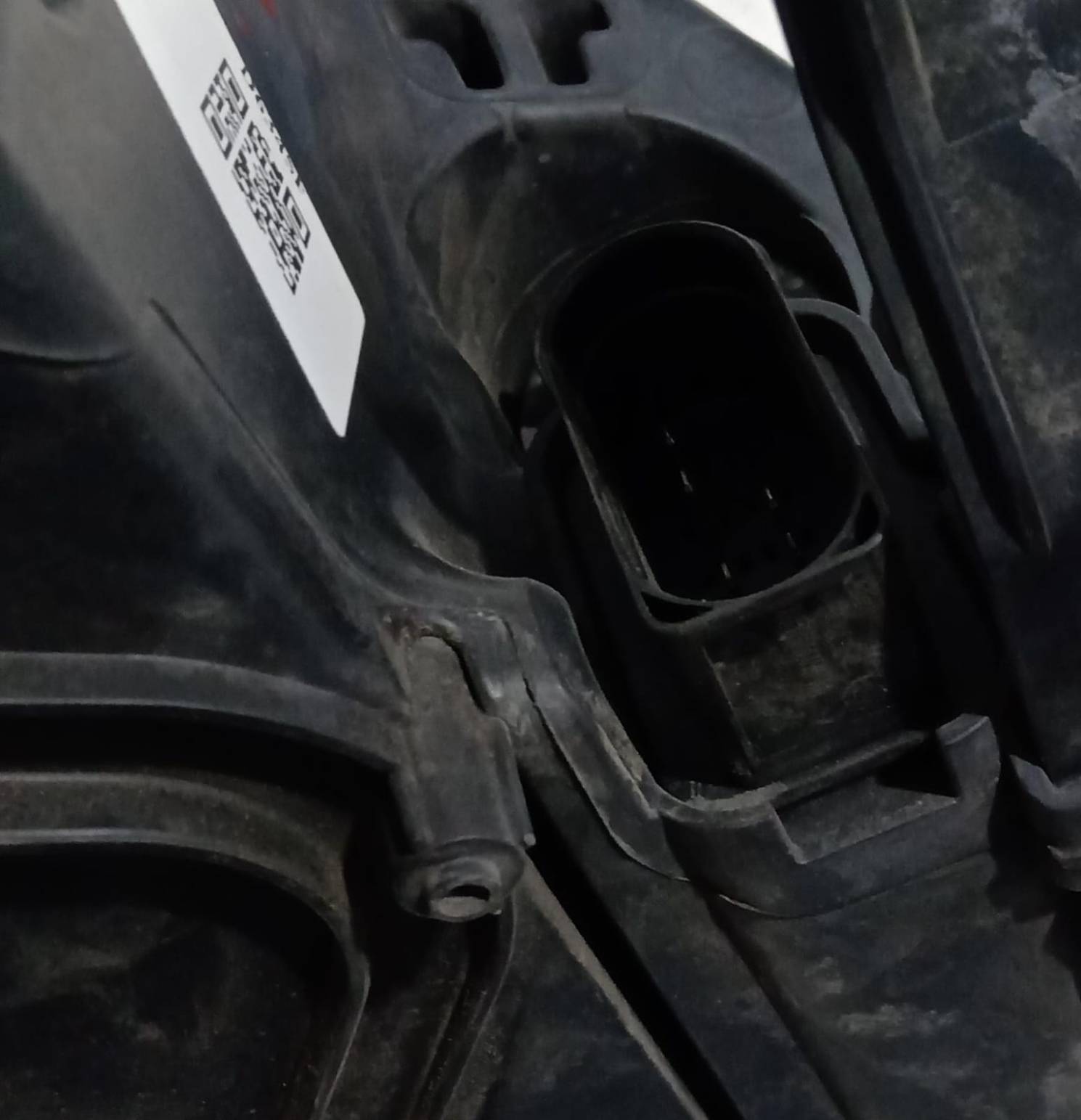 Fanale anteriore sinistro