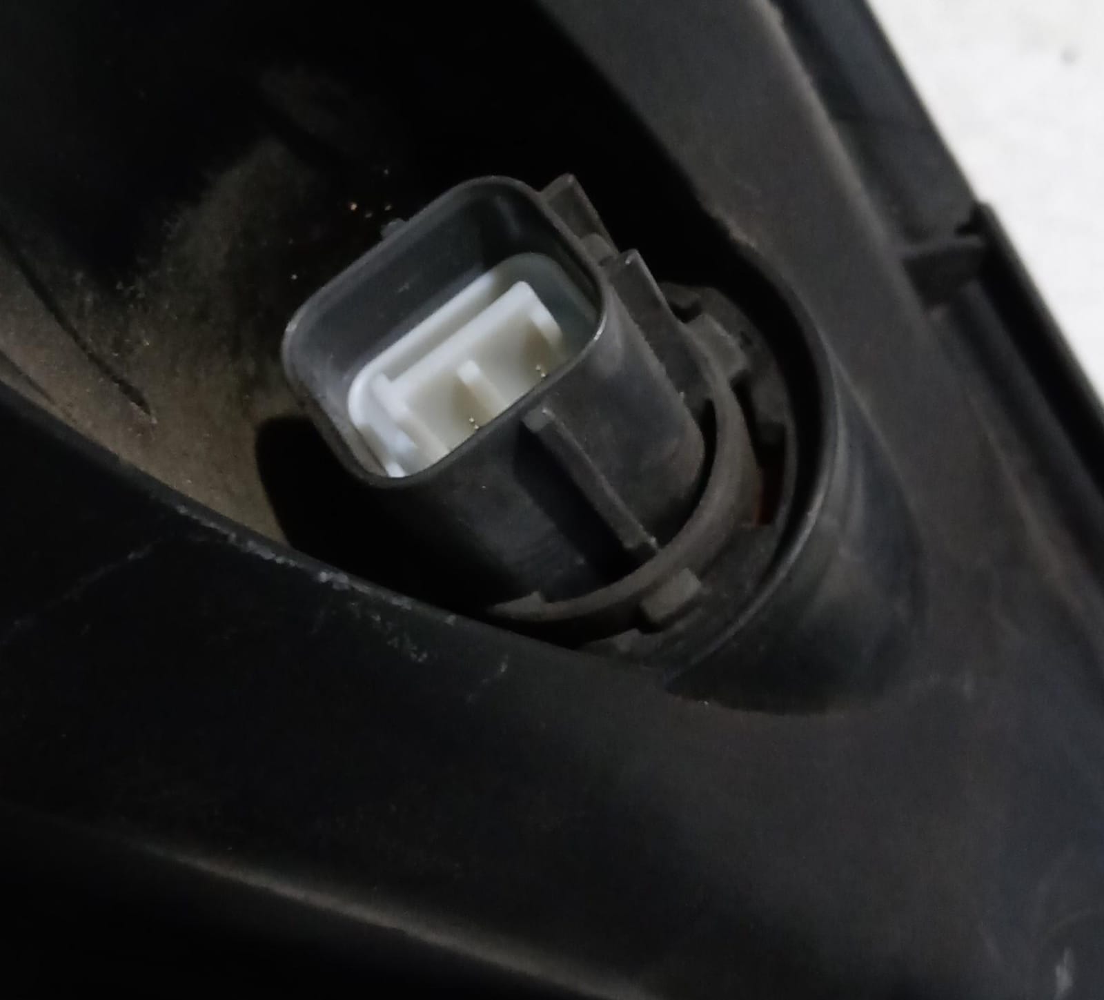 Fanale anteriore sinistro