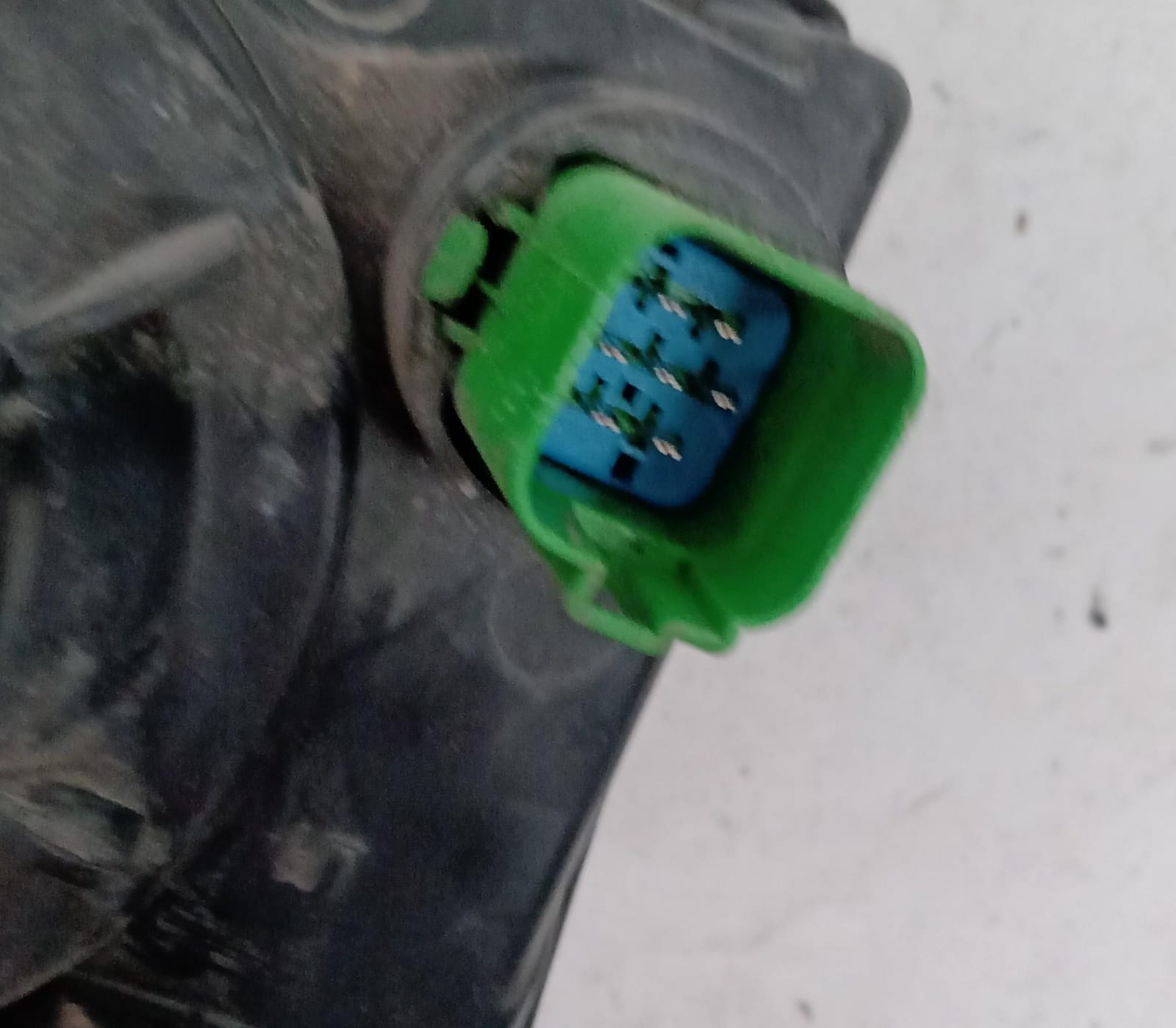 Fanale anteriore sinistro