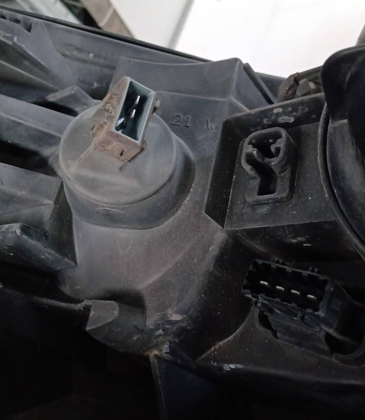 Fanale anteriore sinistro