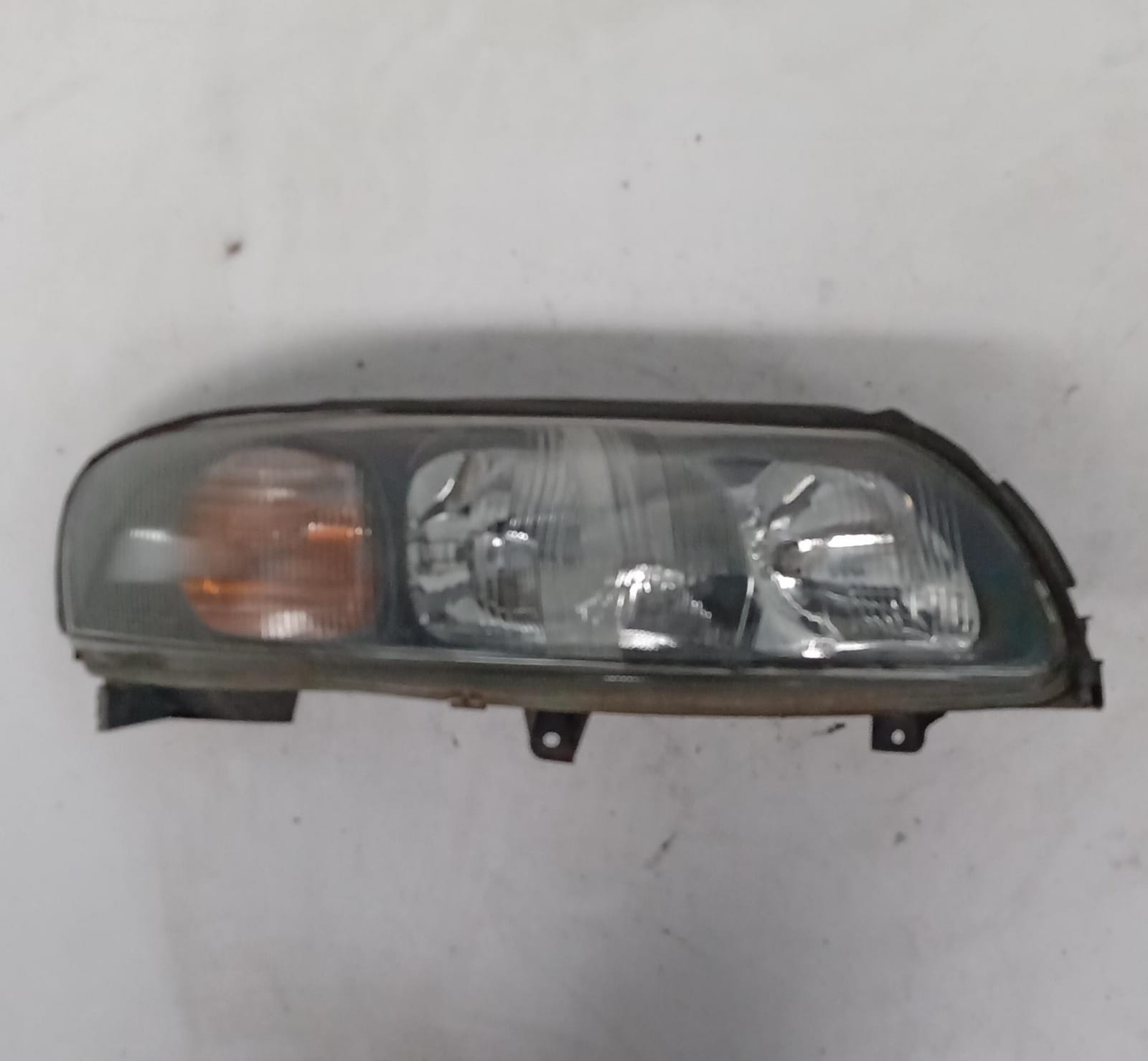 Fanale anteriore destro