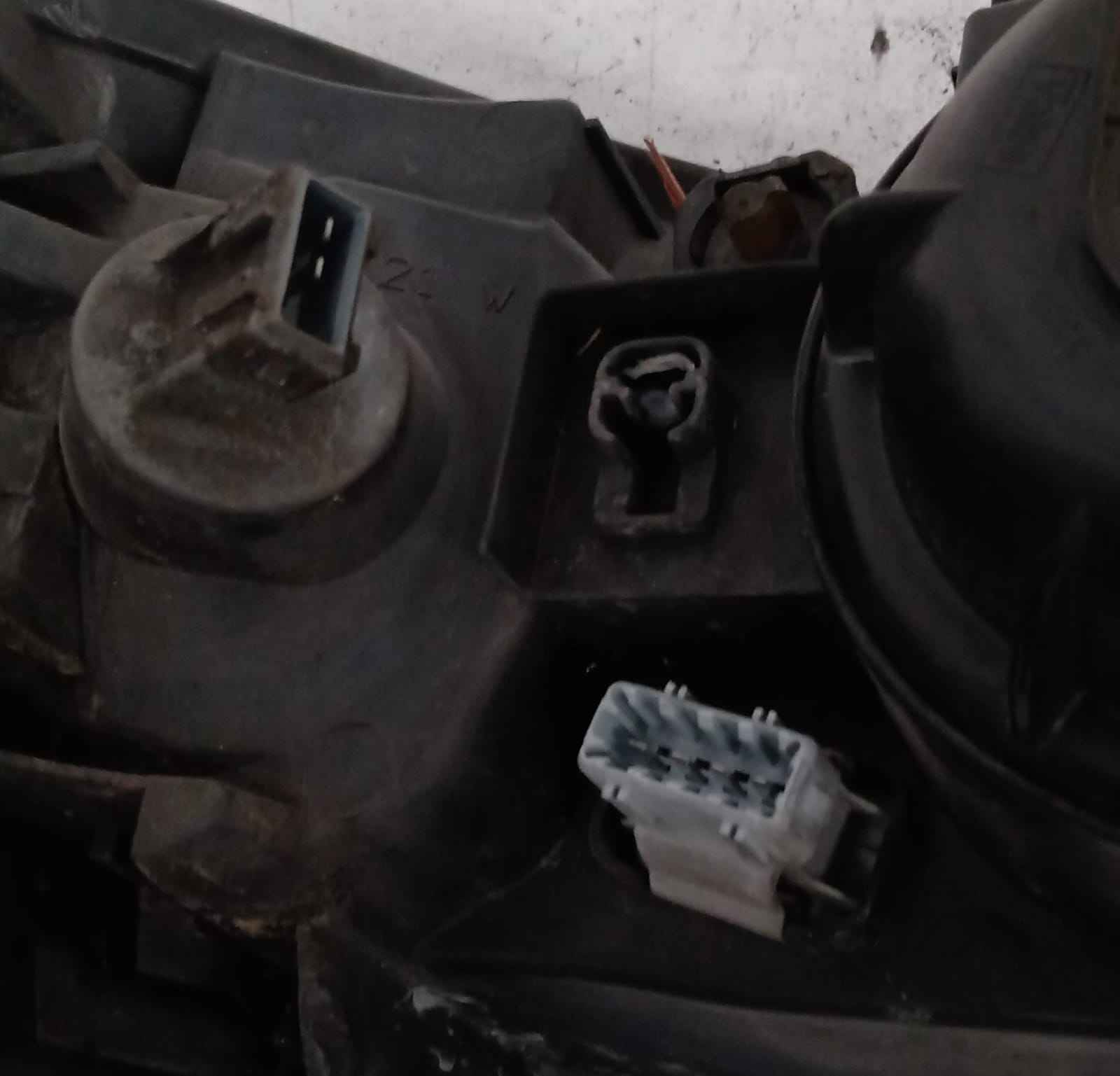 Fanale anteriore sinistro