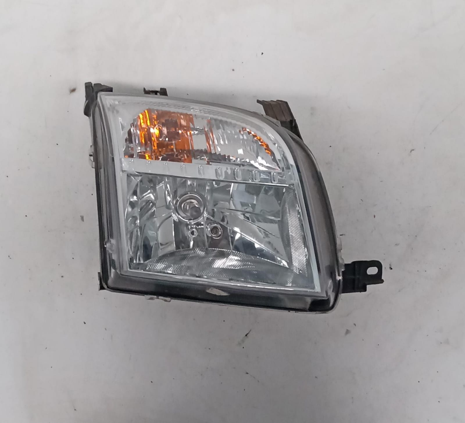 Fanale anteriore destro