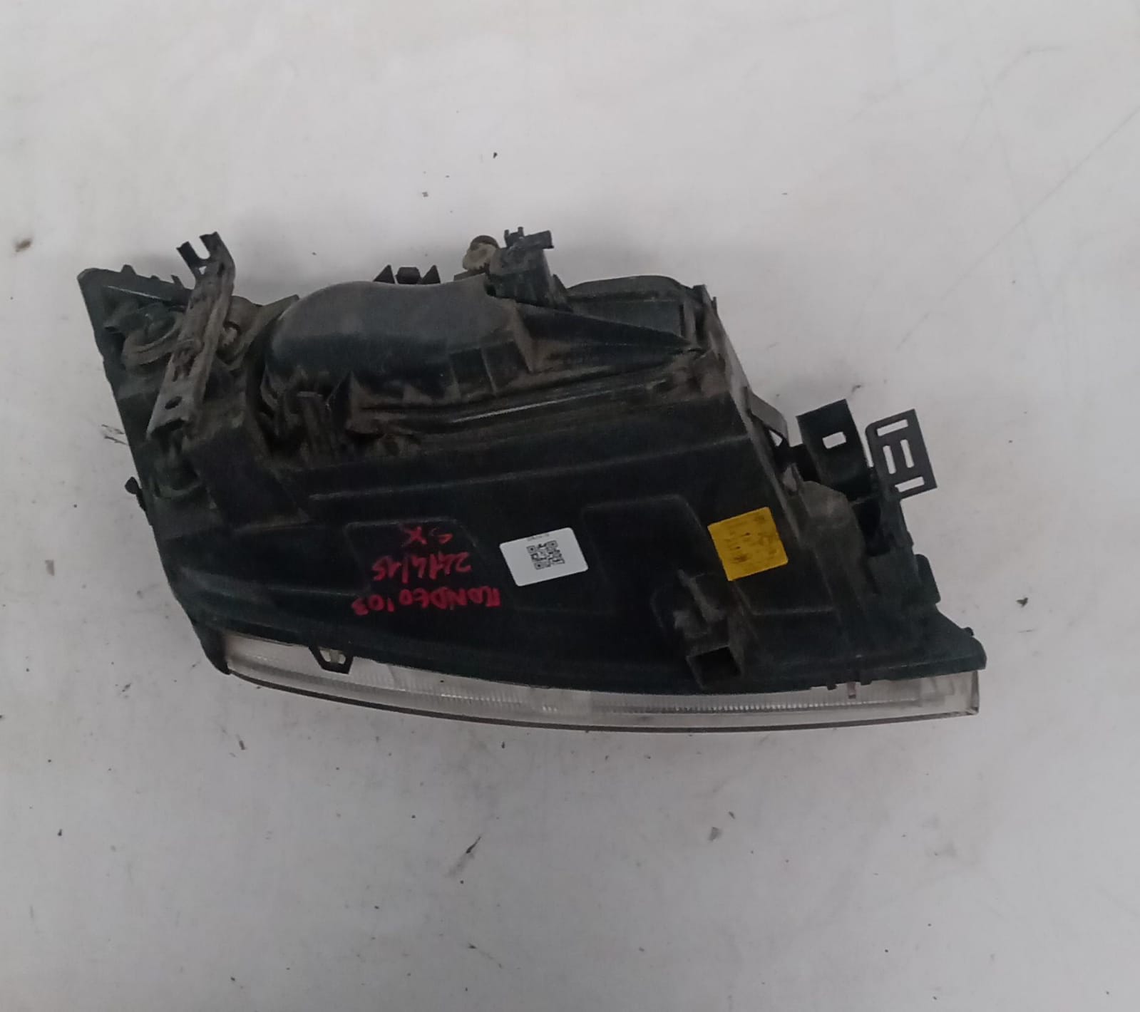 Fanale anteriore sinistro