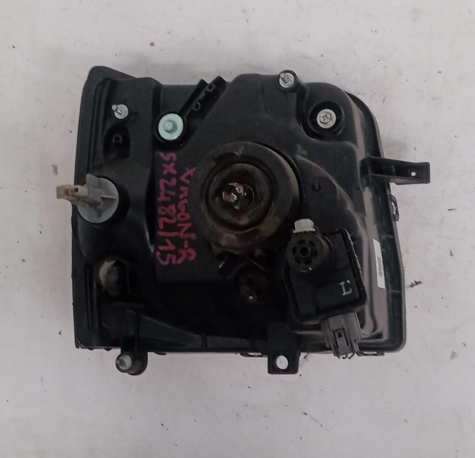 Fanale anteriore sinistro