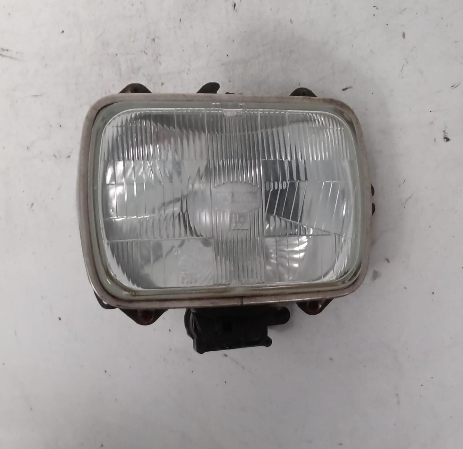 Fanale anteriore destro