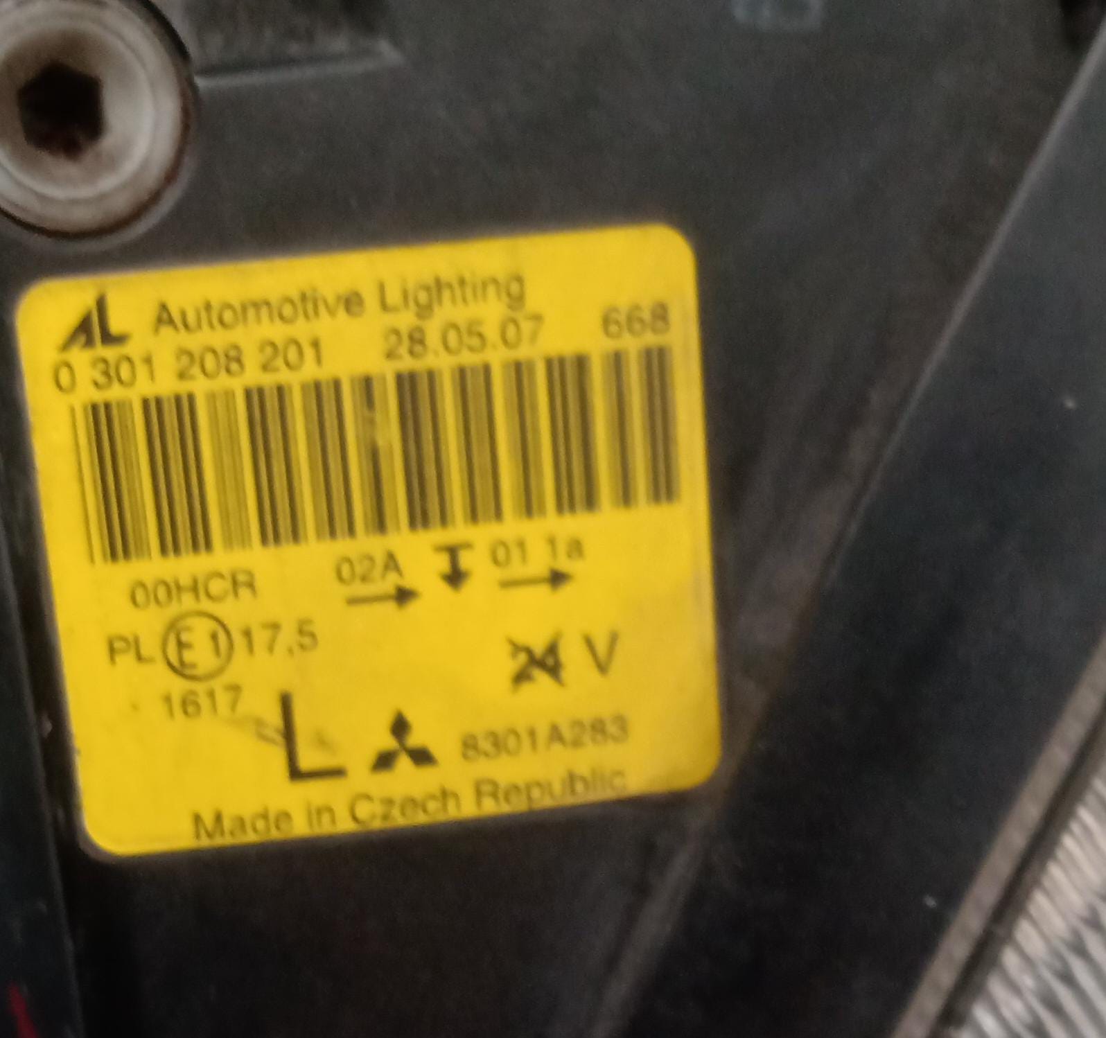 Fanale anteriore sinistro