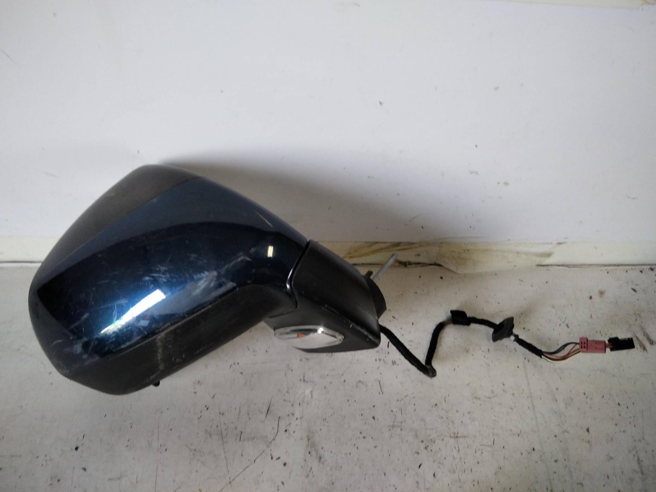 Retrovisore est. regolaz. elettr. dx.