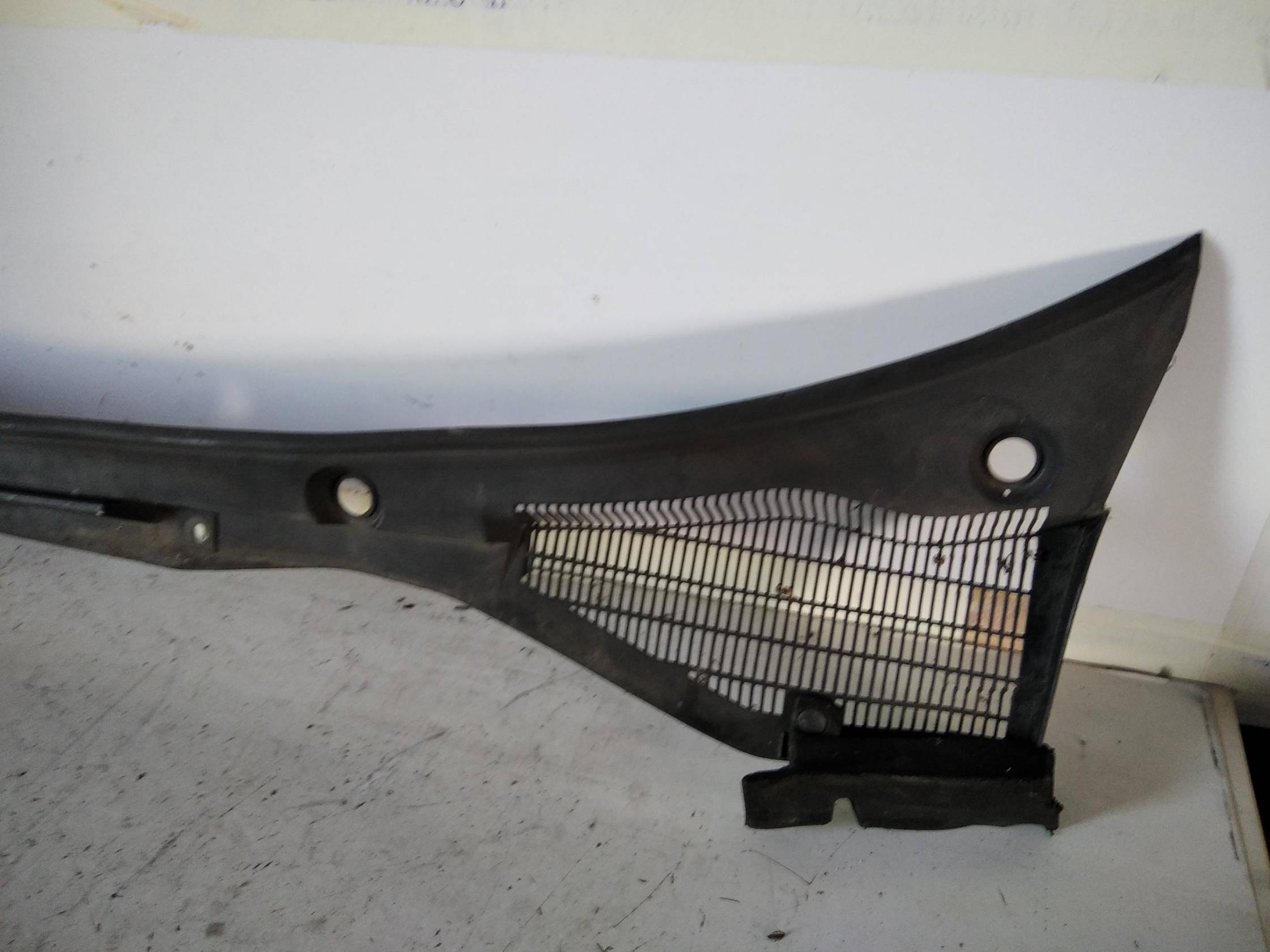 Griglia centr. sottoparabrezza