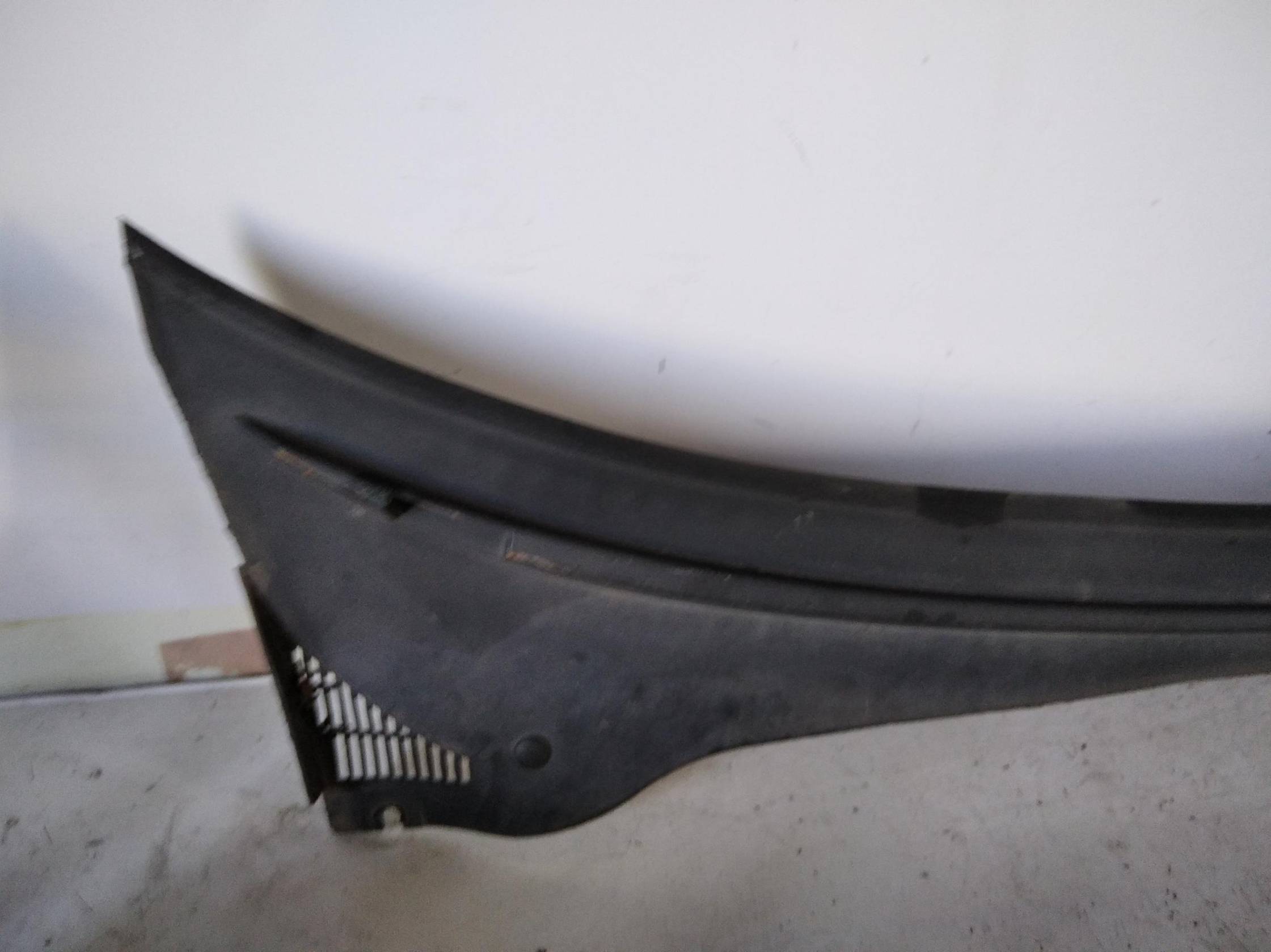 Griglia centr. sottoparabrezza