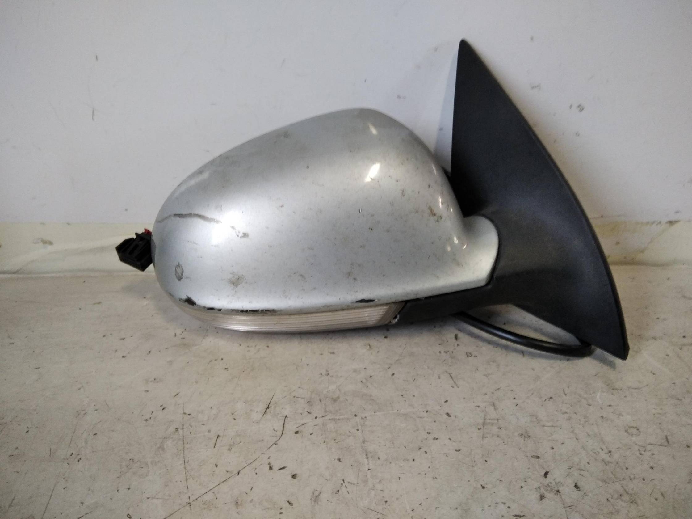 Retrovisore est. regolaz. elettr. dx.