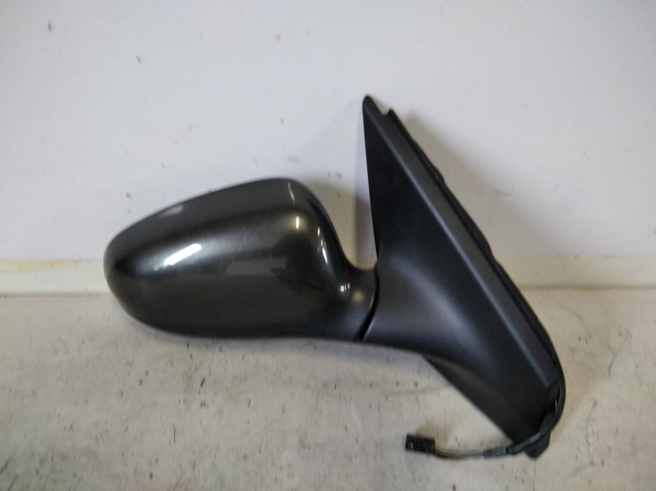 Retrovisore est. regolaz. elettr. dx.