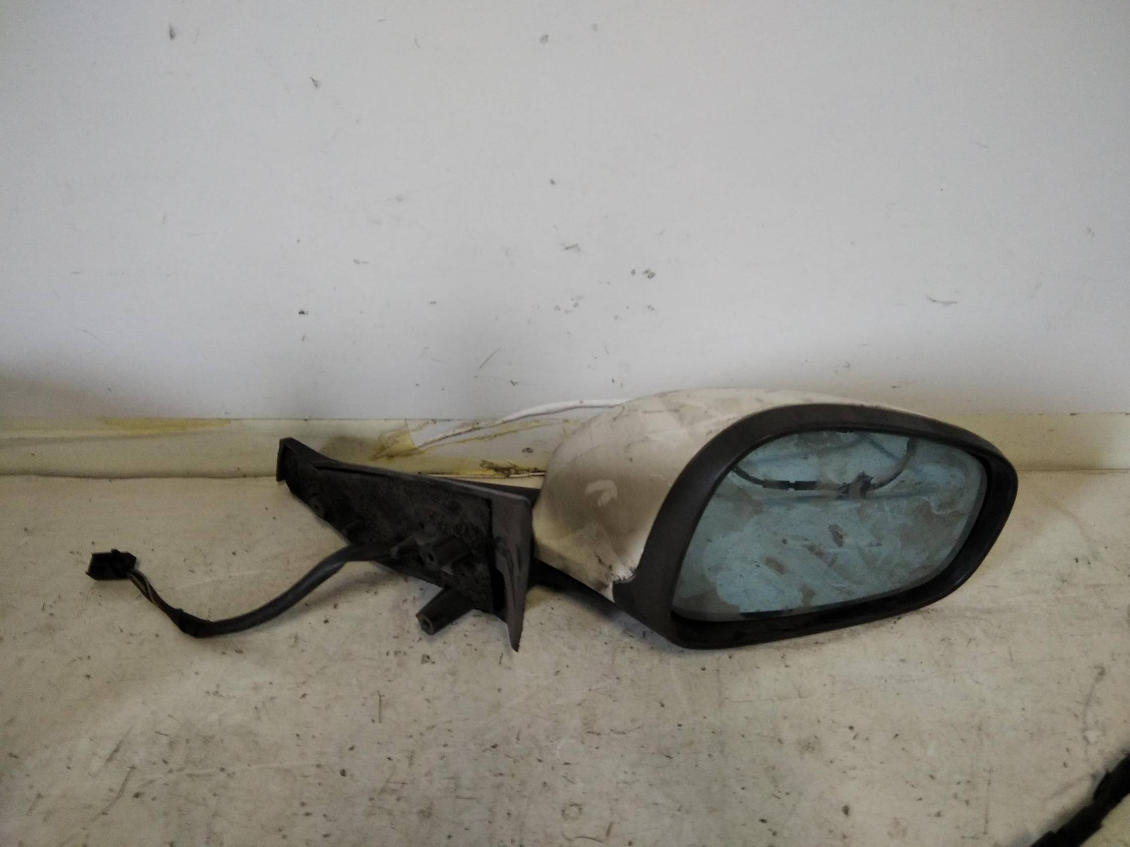 Retrovisore est. regolaz. elettr. dx.