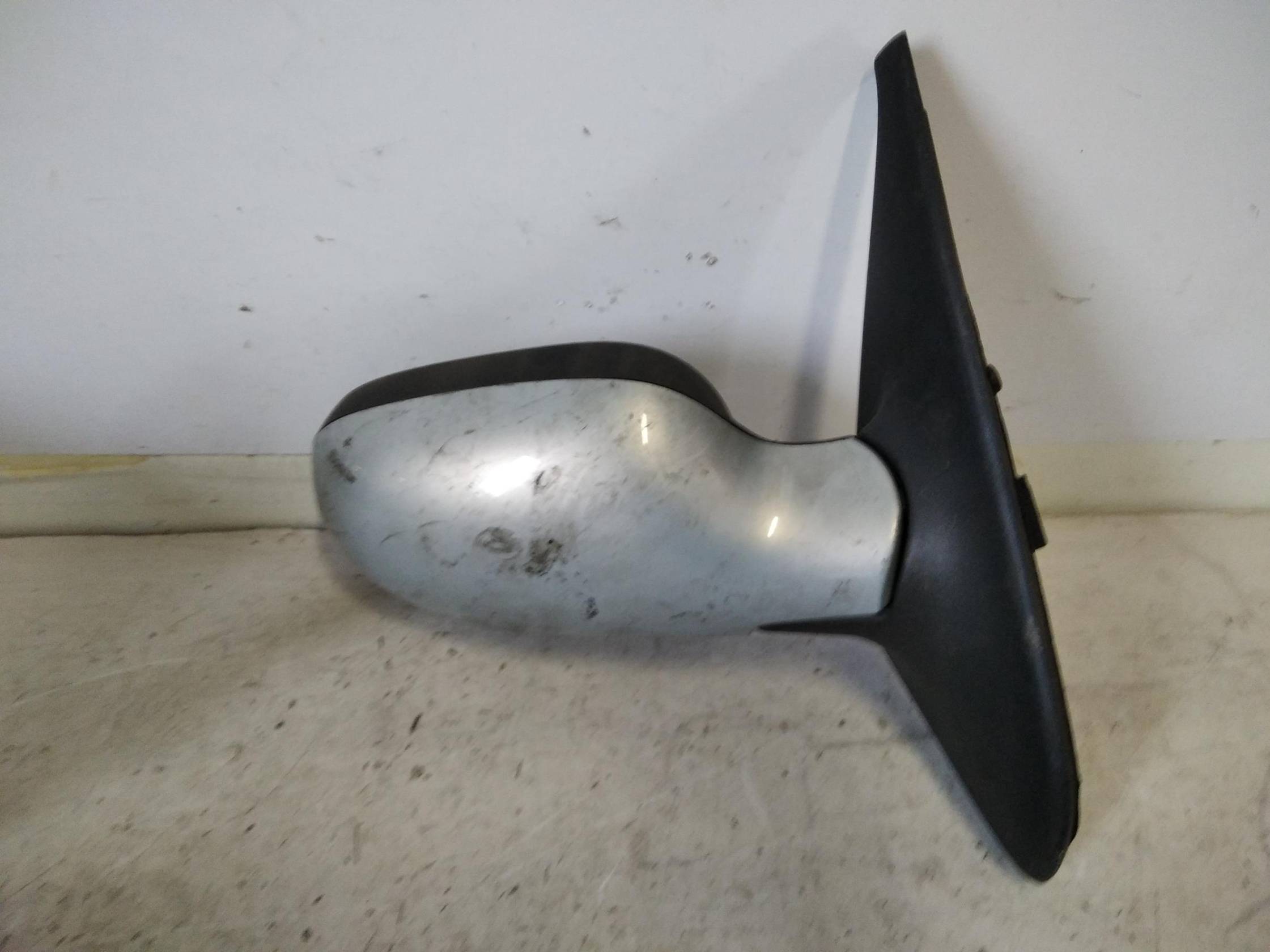 Retrovisore est. regolaz. elettr. dx.