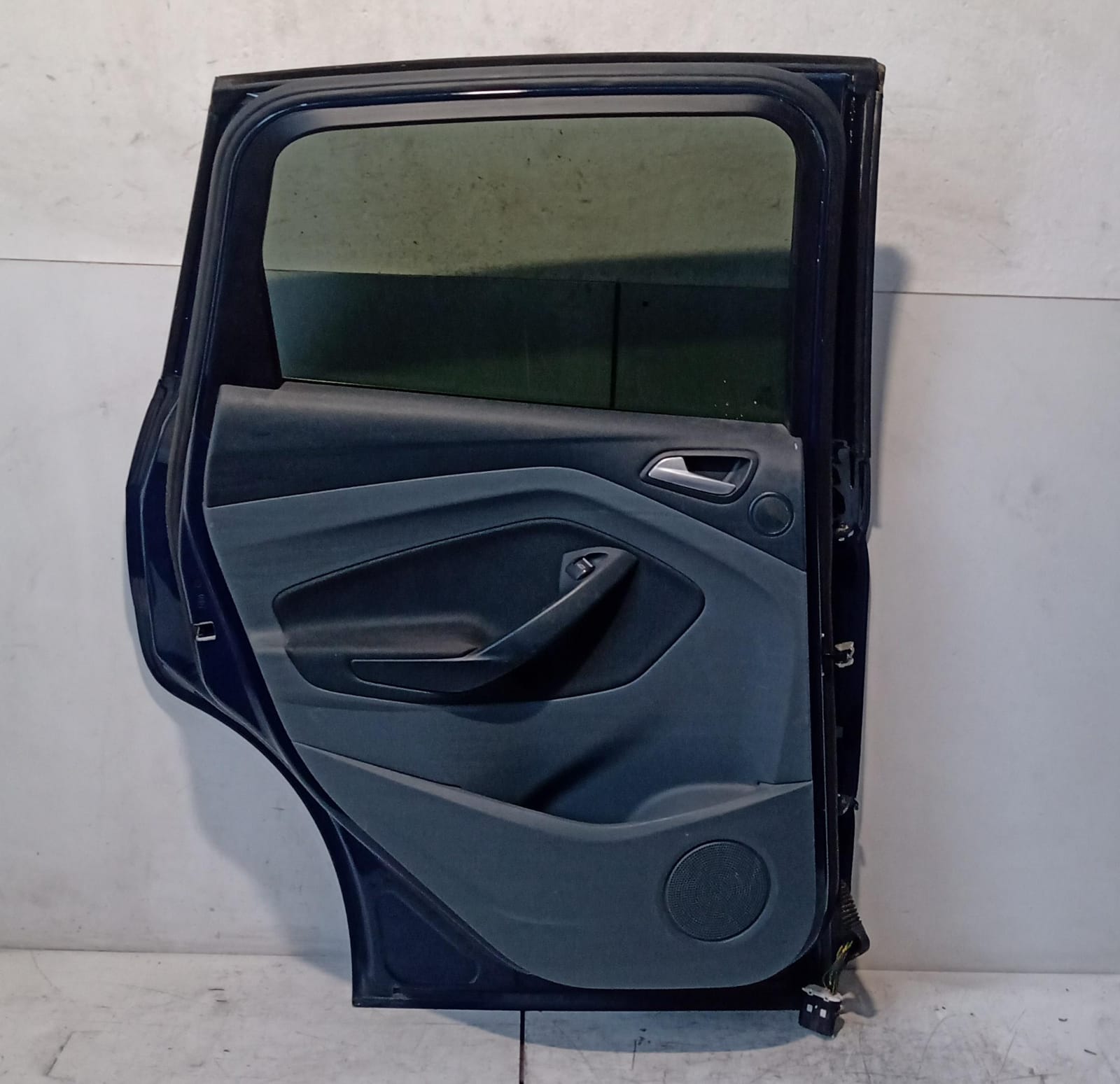 Porta posteriore sinistra Porta posteriore sinistra