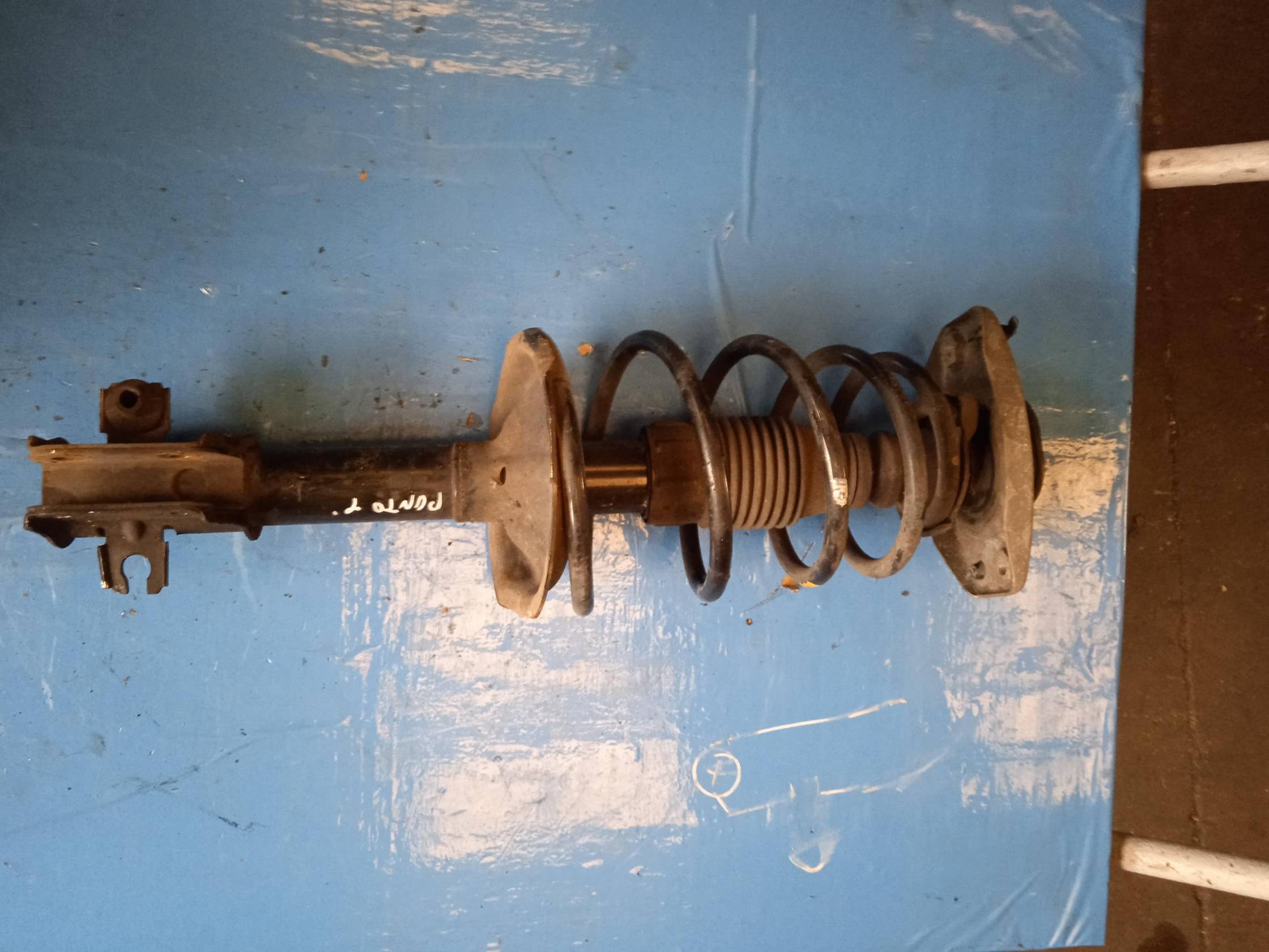 Ammortizzatore ant. dx.