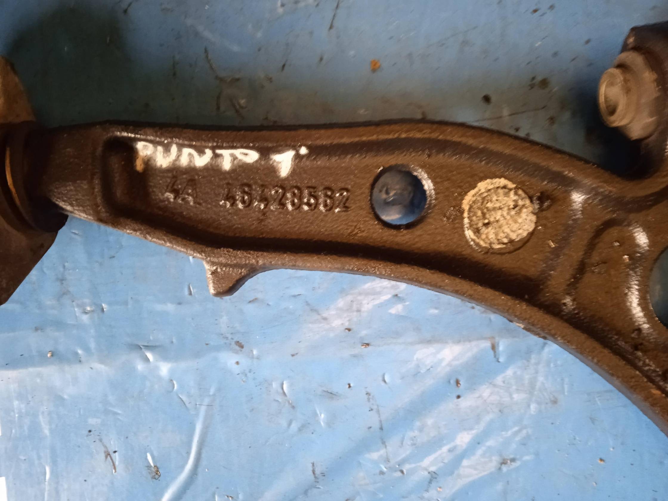 Braccio oscillante sosp. ant. dx.