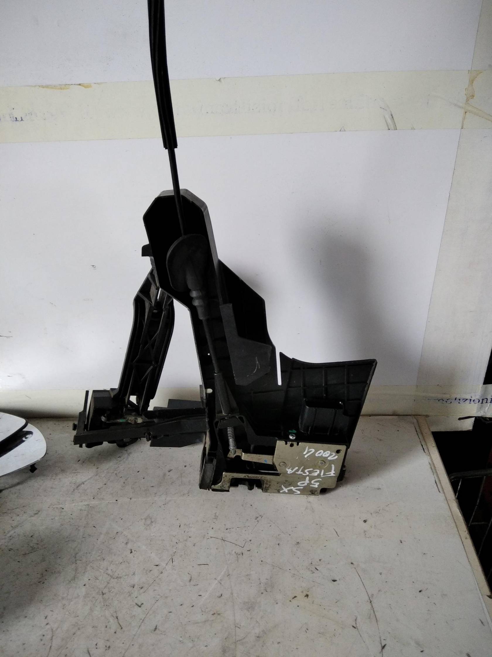 Serratura porta ant. sx.