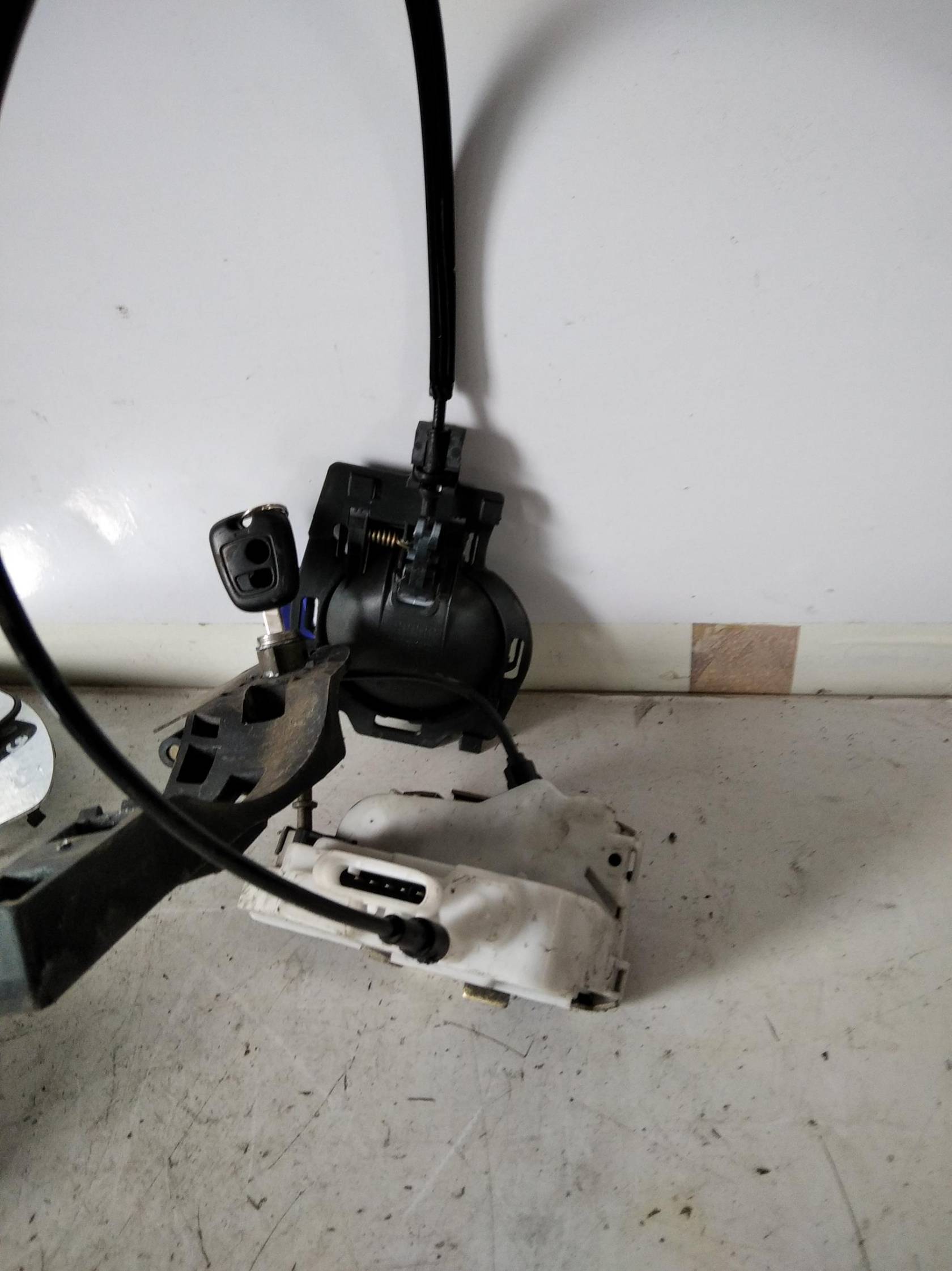 Serratura porta ant. sx.