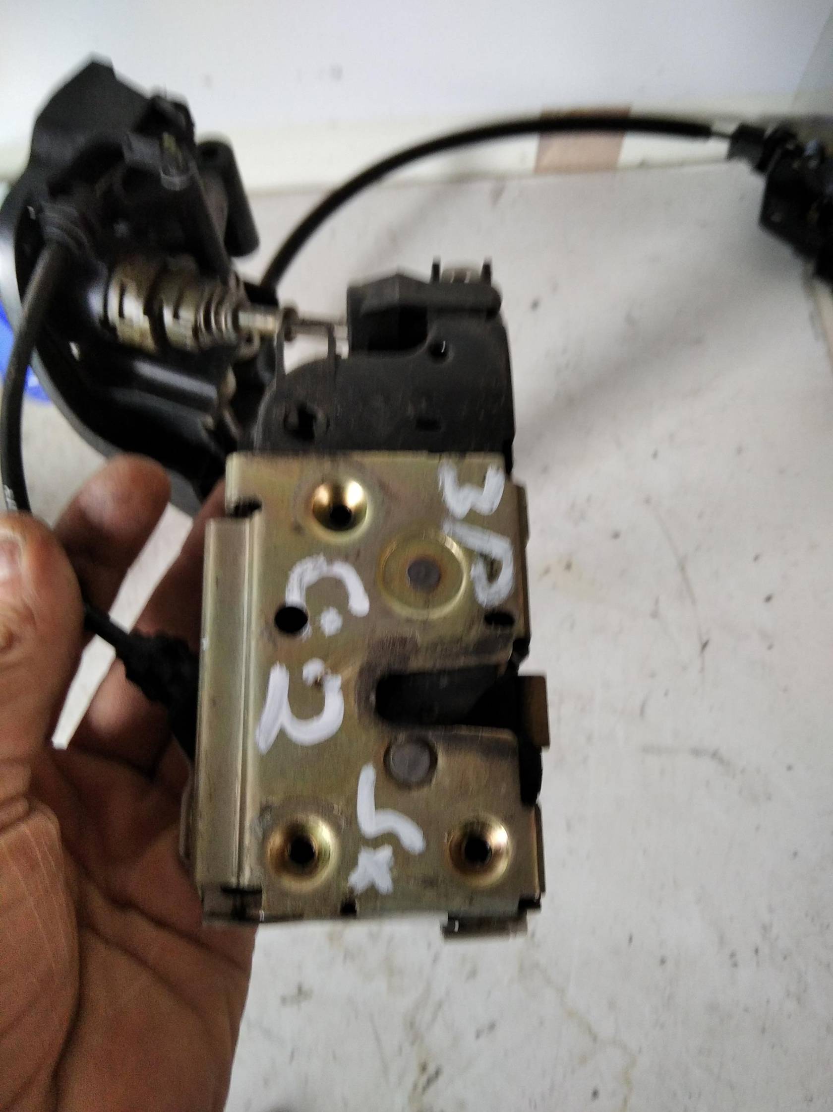 Serratura porta ant. sx.