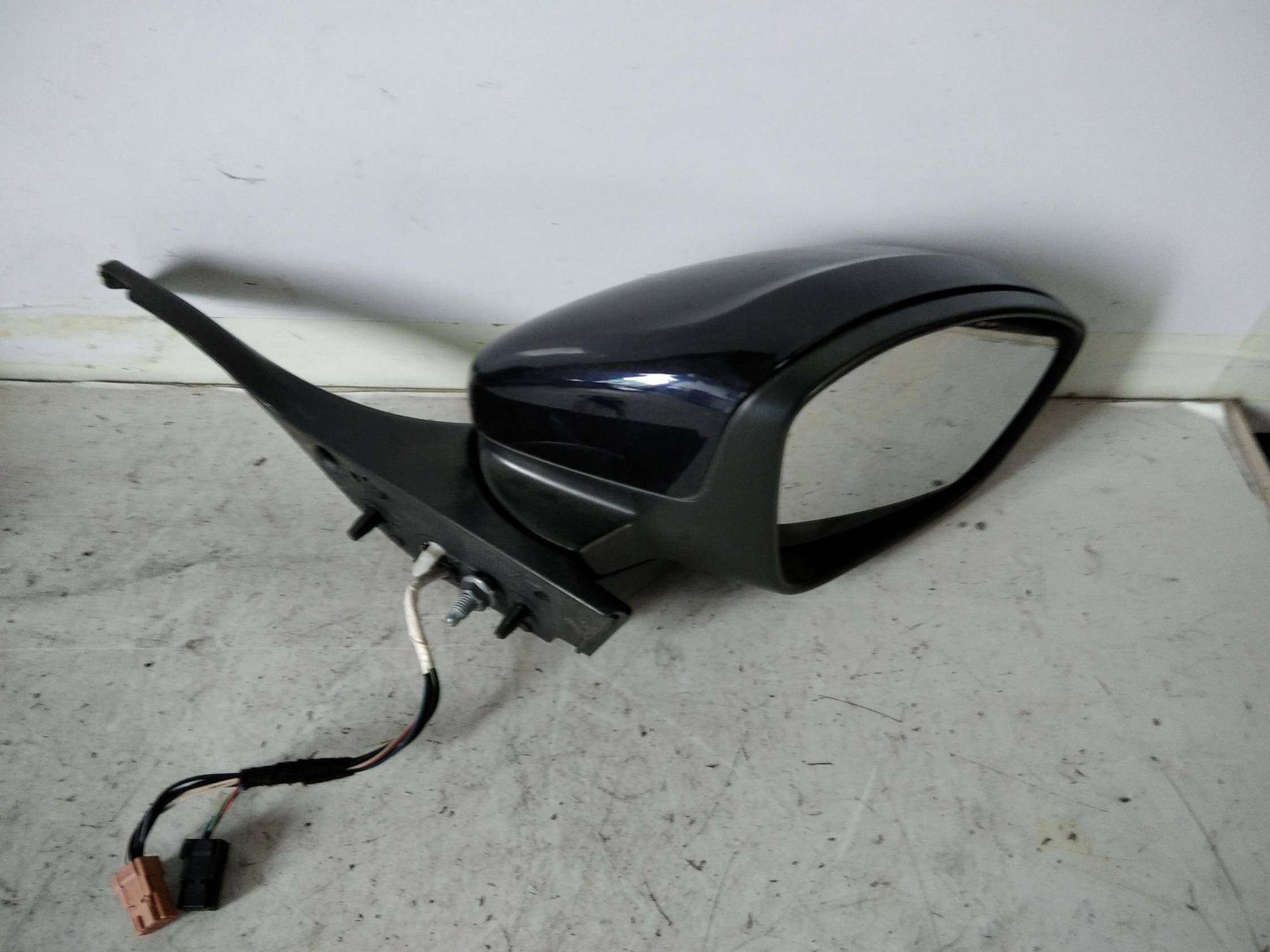 Retrovisore est. regolaz. elettr. dx.