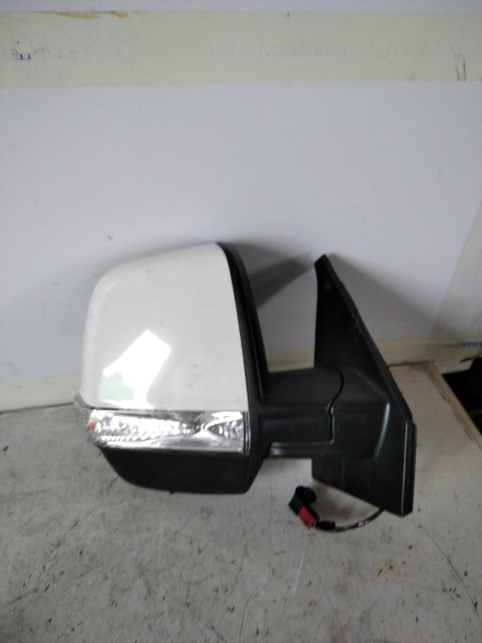 Retrovisore est. dx.