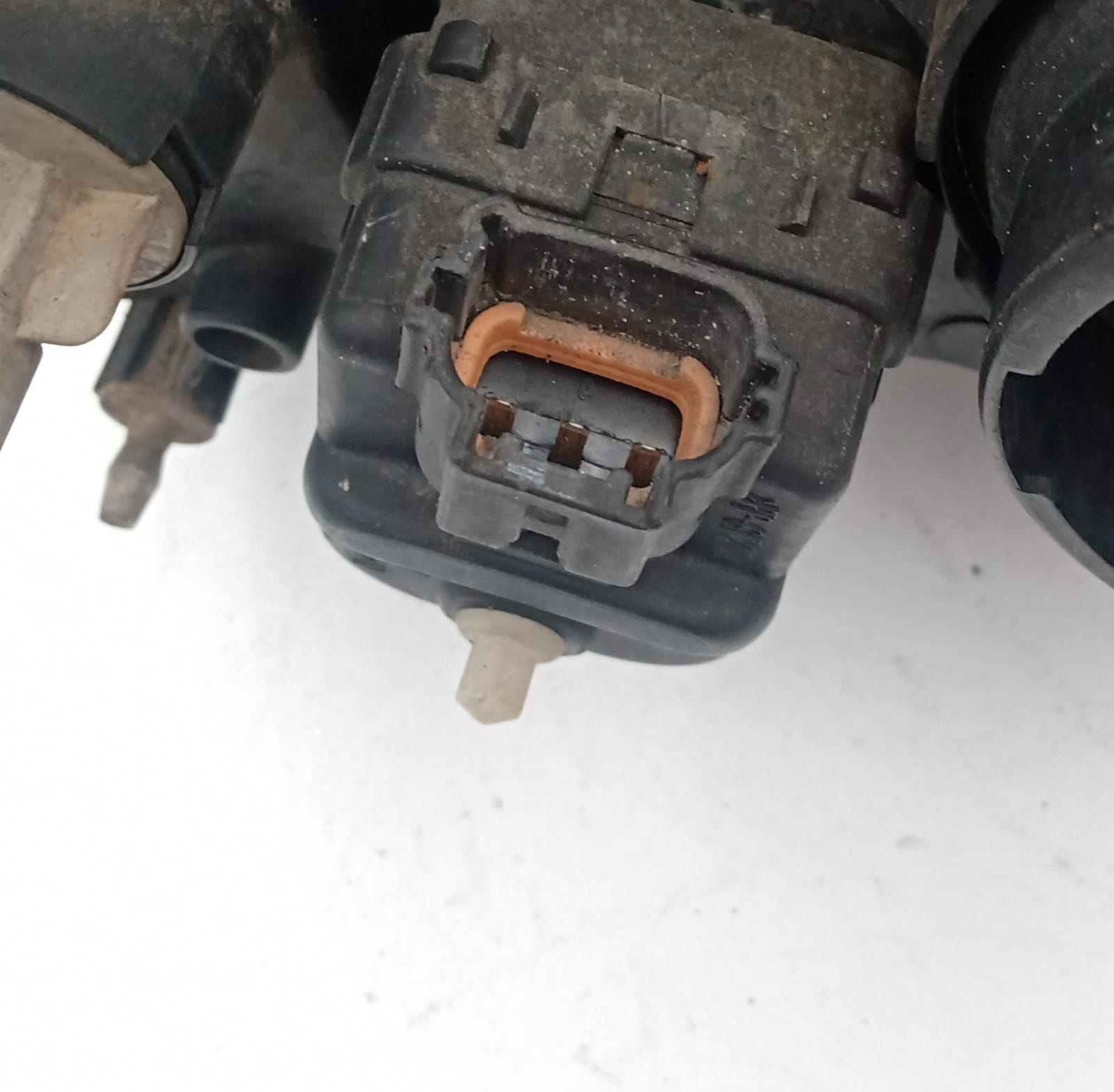 Fanale anteriore sinistro