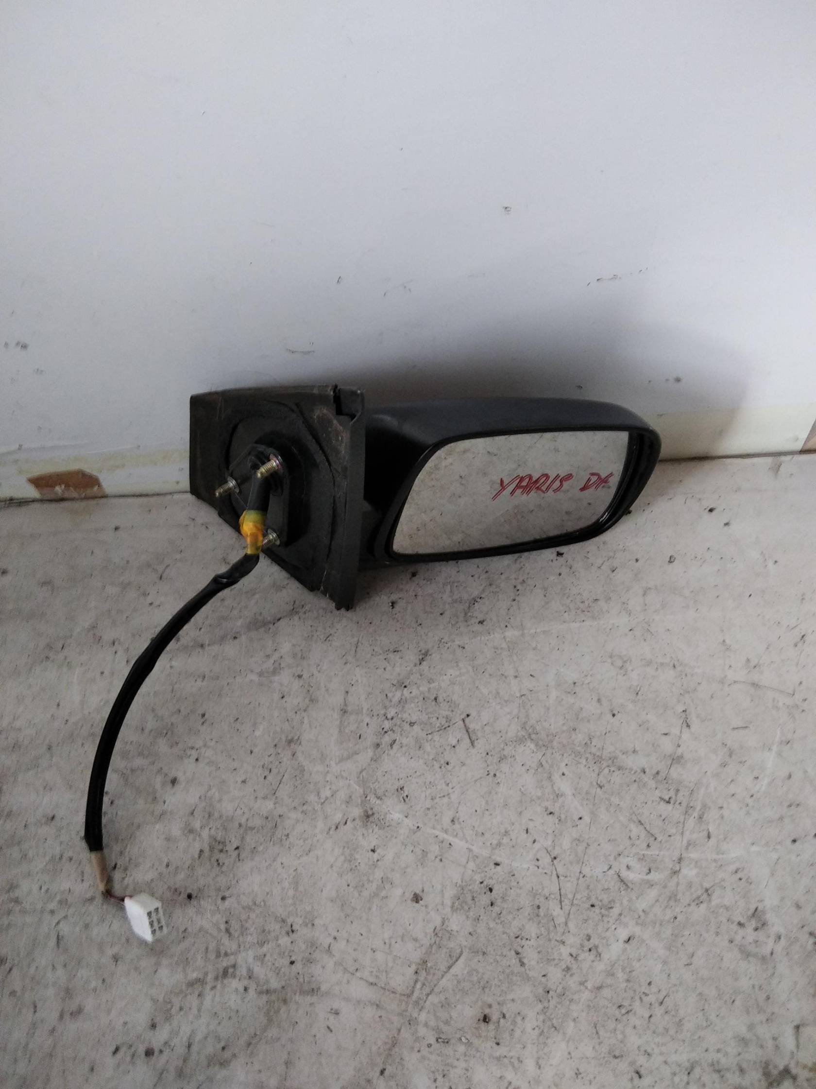 Retrovisore est. dx.