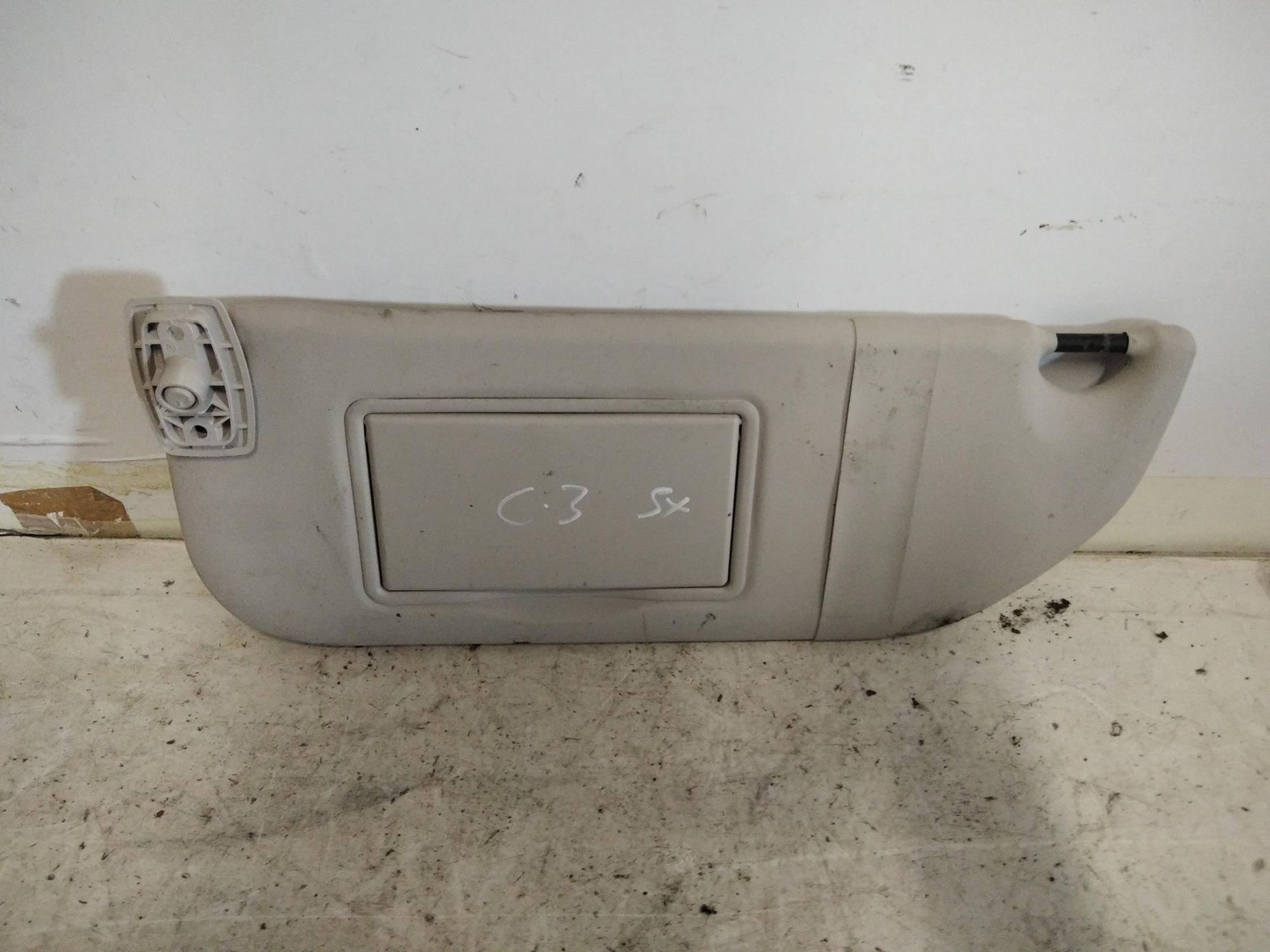 Aletta parasole parabrezza sx.