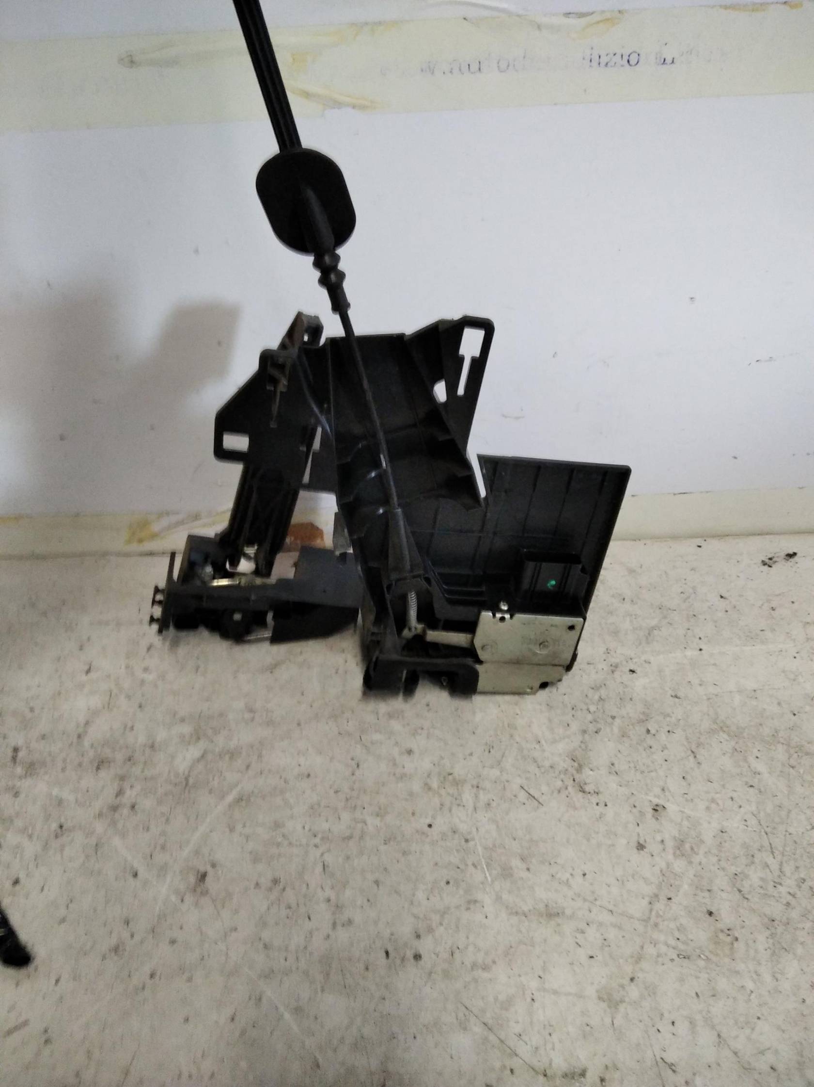 Serratura porta ant. sx.