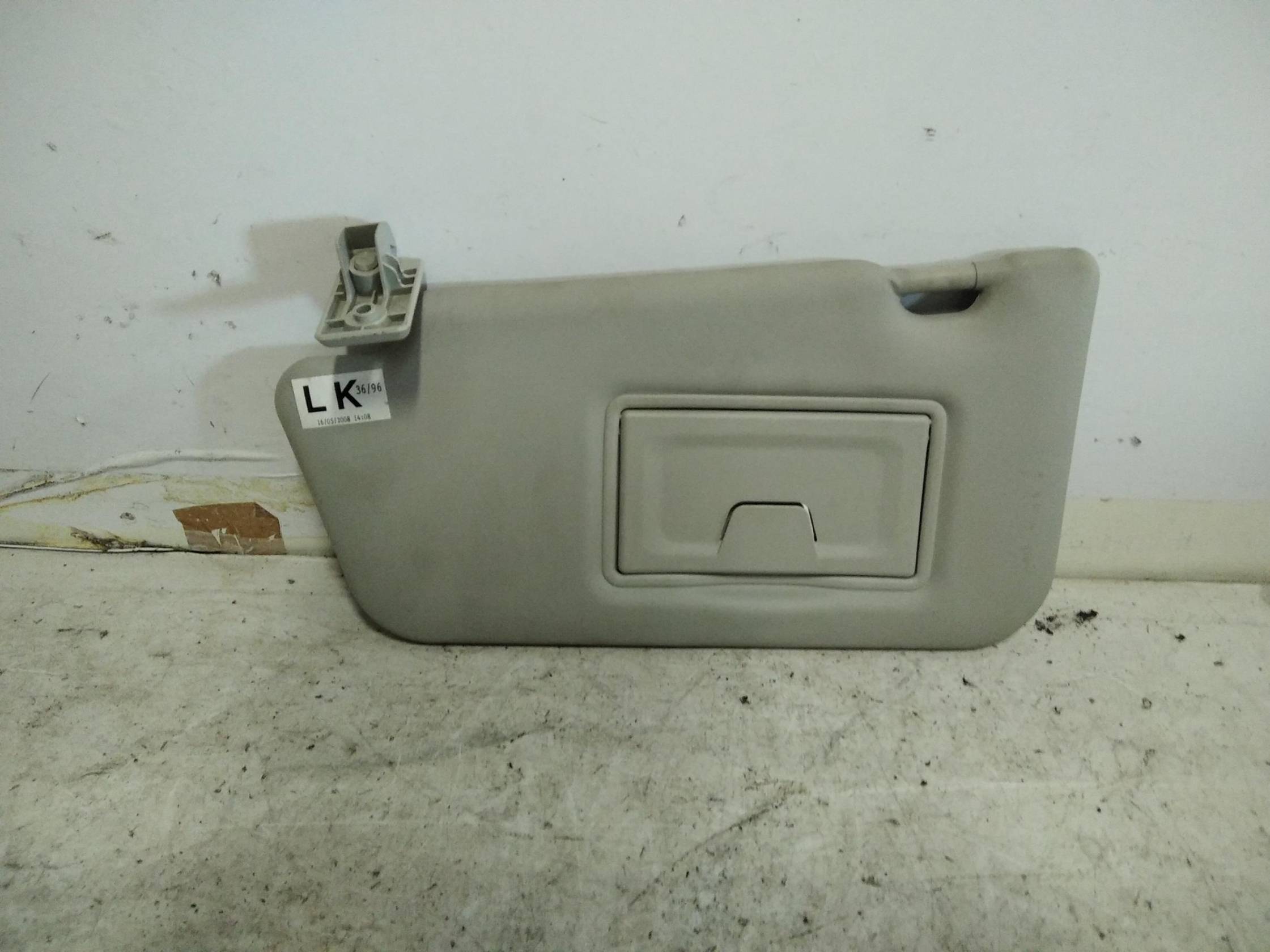 Aletta parasole parabrezza sx.