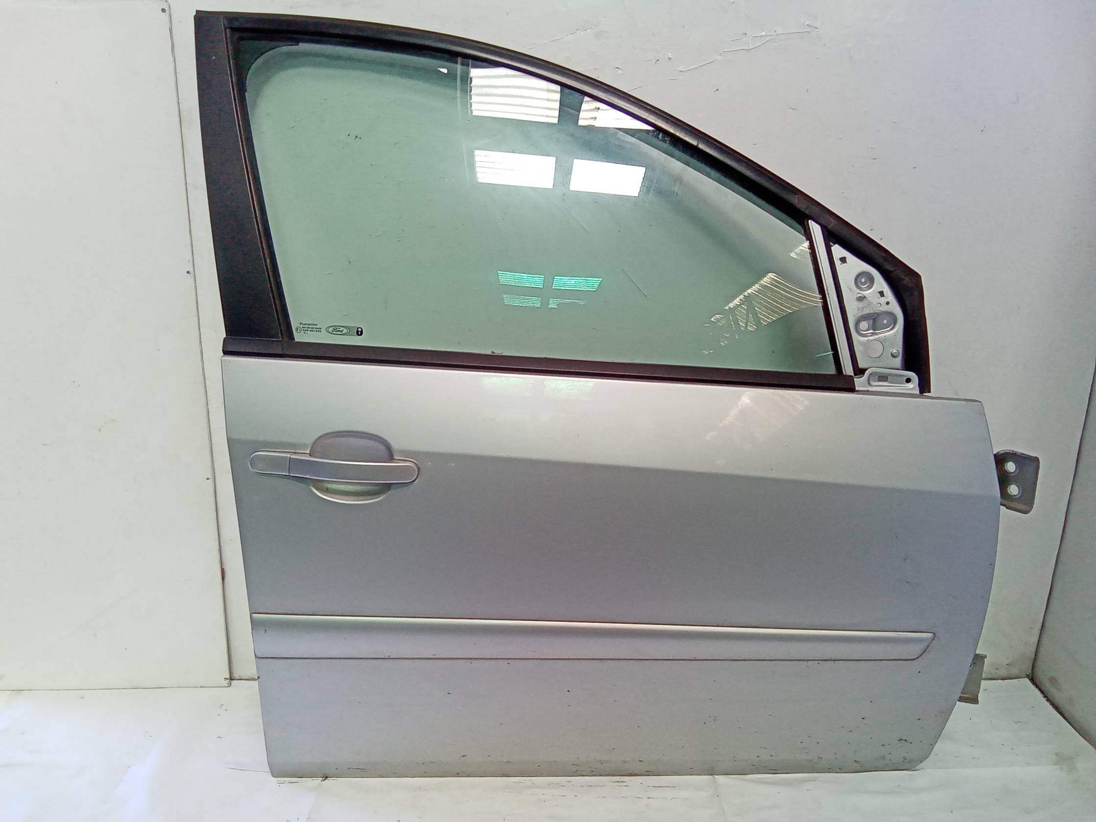 Porta ant. dx. grigio chiaro Porta ant. dx. grigio chiaro