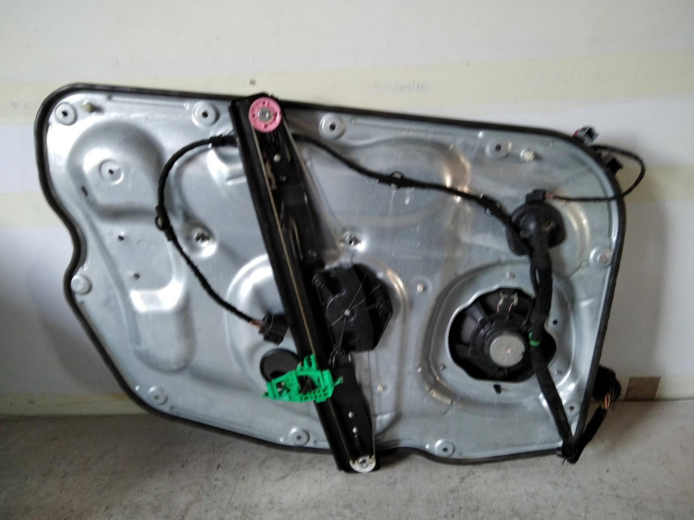 Alzacristallo elettr. porta ant. dx.