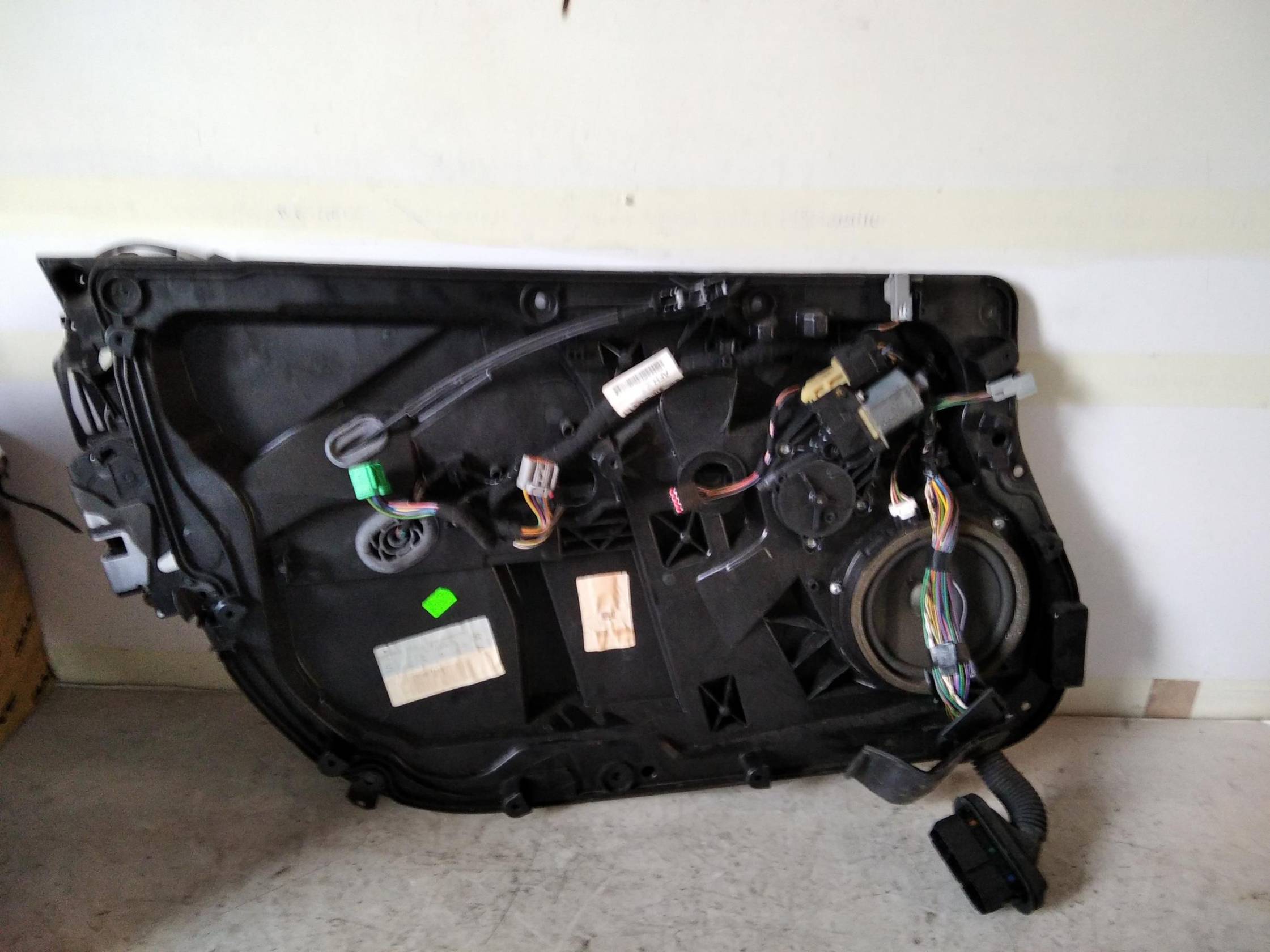 Alzacristallo elettr. porta ant. sx.