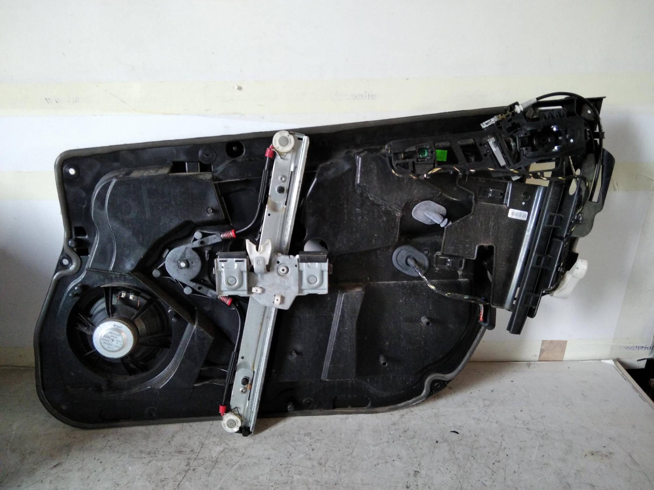 Alzacristallo elettr. porta ant. sx.